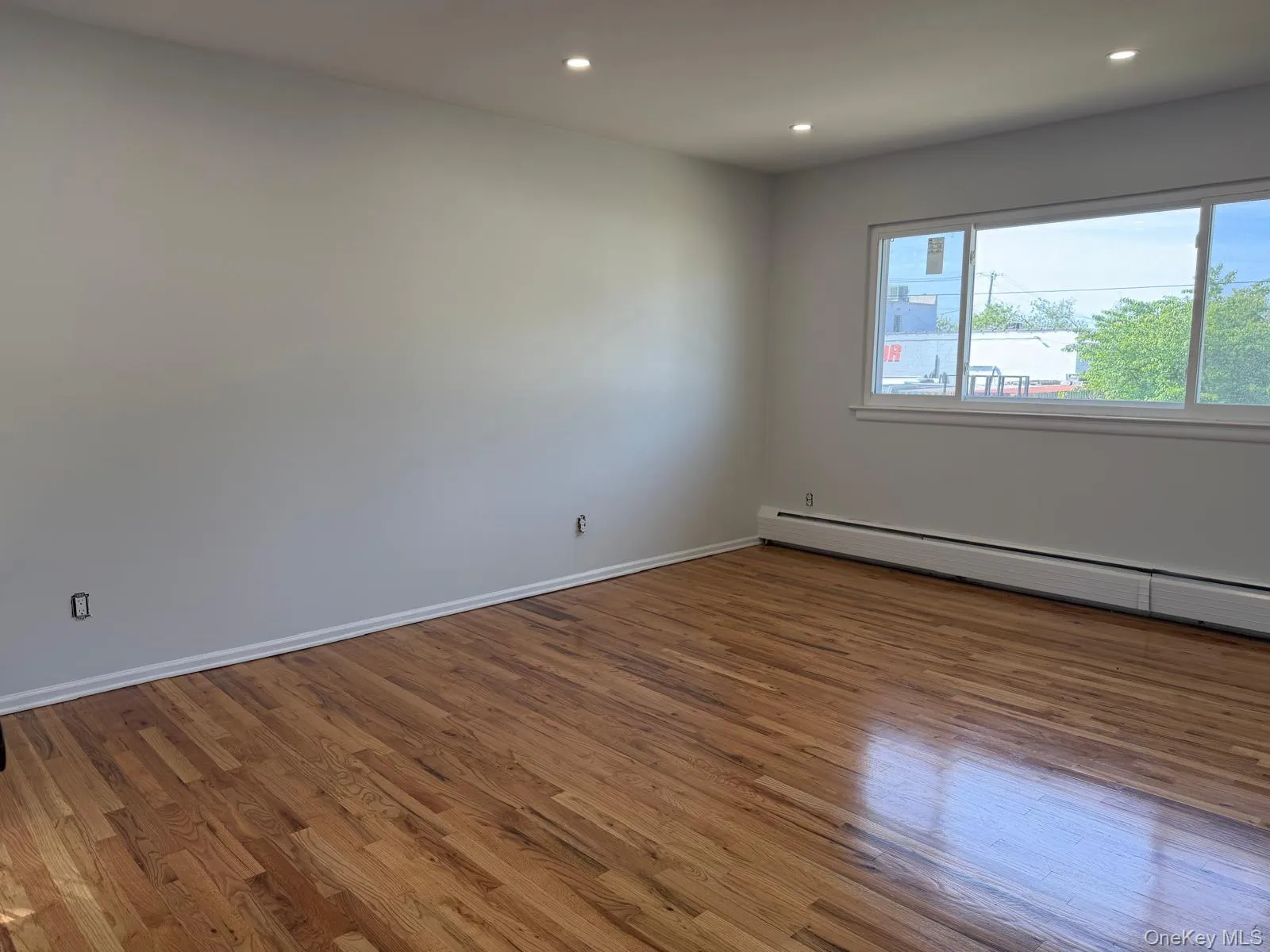 65 Florida Avenue, Hempstead, NY, 4 Bedrooms Bedrooms, 8 Rooms Rooms,2 BathroomsBathrooms,Residential Lease,For Rent,Florida,0,1004400 65 Florida Avenue, Hempstead, NY, 4 Bedrooms Bedrooms, 8 Rooms Rooms,2 BathroomsBathrooms,Residential Lease,For Rent,Florida,0,1004400
