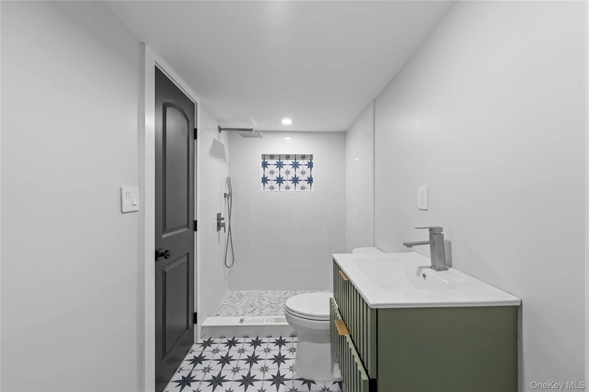 74 Lincoln Avenue, Islip, NY, 4 Bedrooms Bedrooms, 11 Rooms Rooms,3 BathroomsBathrooms,Residential,For Rent,Lincoln,0,1004401 74 Lincoln Avenue, Islip, NY, 4 Bedrooms Bedrooms, 11 Rooms Rooms,3 BathroomsBathrooms,Residential,For Rent,Lincoln,0,1004401