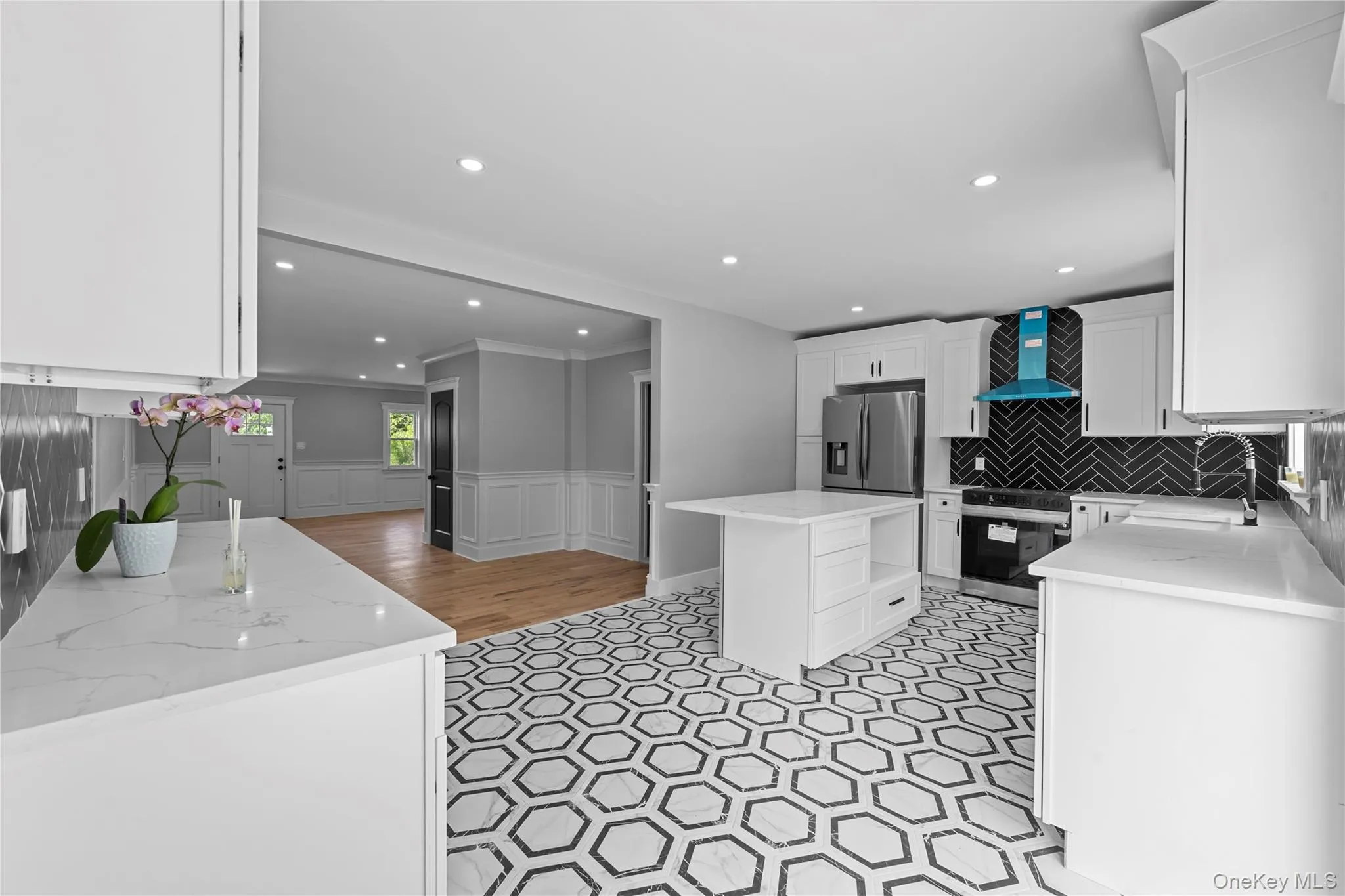 74 Lincoln Avenue, Islip, NY, 4 Bedrooms Bedrooms, 11 Rooms Rooms,3 BathroomsBathrooms,Residential,For Rent,Lincoln,0,1004401 74 Lincoln Avenue, Islip, NY, 4 Bedrooms Bedrooms, 11 Rooms Rooms,3 BathroomsBathrooms,Residential,For Rent,Lincoln,0,1004401