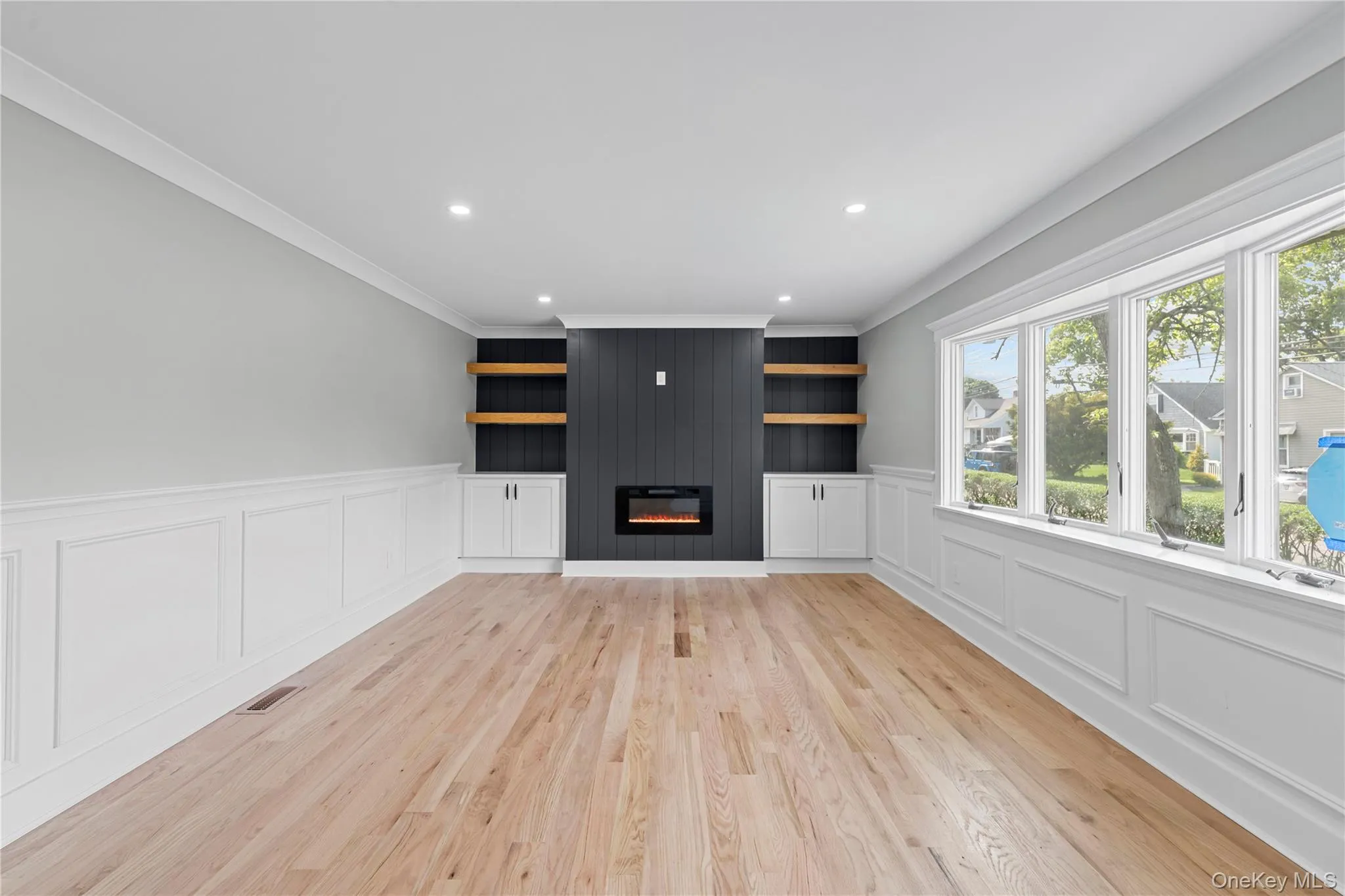 74 Lincoln Avenue, Islip, NY, 4 Bedrooms Bedrooms, 11 Rooms Rooms,3 BathroomsBathrooms,Residential,For Rent,Lincoln,0,1004401 74 Lincoln Avenue, Islip, NY, 4 Bedrooms Bedrooms, 11 Rooms Rooms,3 BathroomsBathrooms,Residential,For Rent,Lincoln,0,1004401