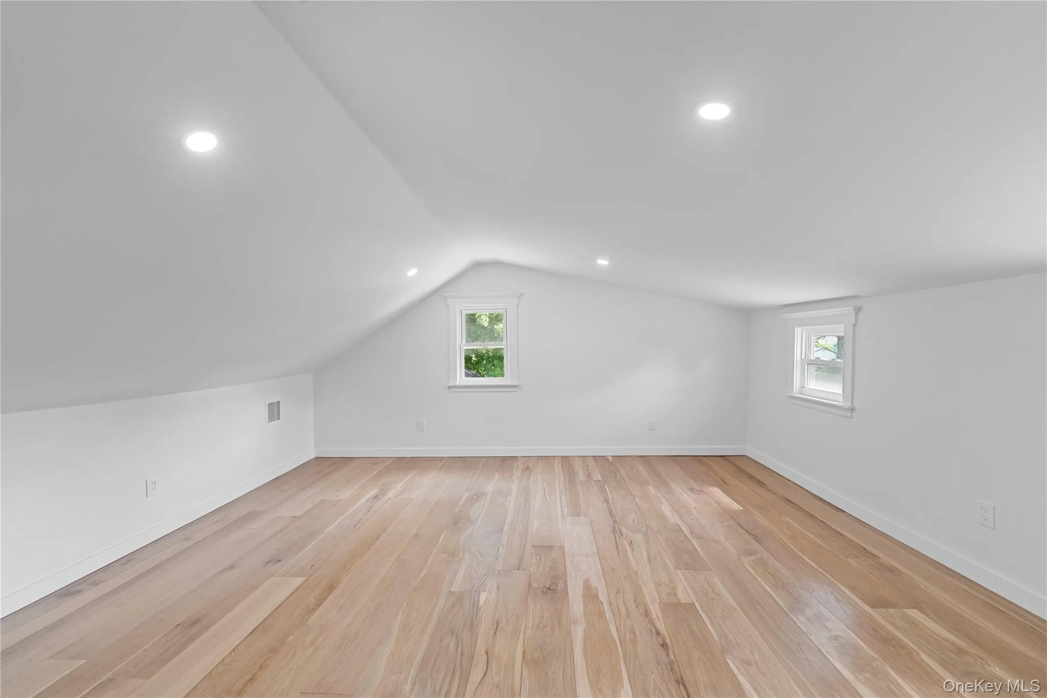 74 Lincoln Avenue, Islip, NY, 4 Bedrooms Bedrooms, 11 Rooms Rooms,3 BathroomsBathrooms,Residential,For Rent,Lincoln,0,1004401 74 Lincoln Avenue, Islip, NY, 4 Bedrooms Bedrooms, 11 Rooms Rooms,3 BathroomsBathrooms,Residential,For Rent,Lincoln,0,1004401