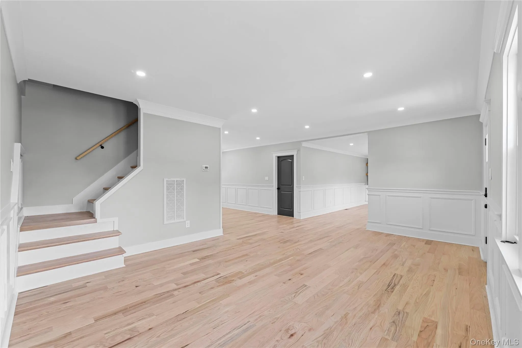 74 Lincoln Avenue, Islip, NY, 4 Bedrooms Bedrooms, 11 Rooms Rooms,3 BathroomsBathrooms,Residential,For Rent,Lincoln,0,1004401 74 Lincoln Avenue, Islip, NY, 4 Bedrooms Bedrooms, 11 Rooms Rooms,3 BathroomsBathrooms,Residential,For Rent,Lincoln,0,1004401