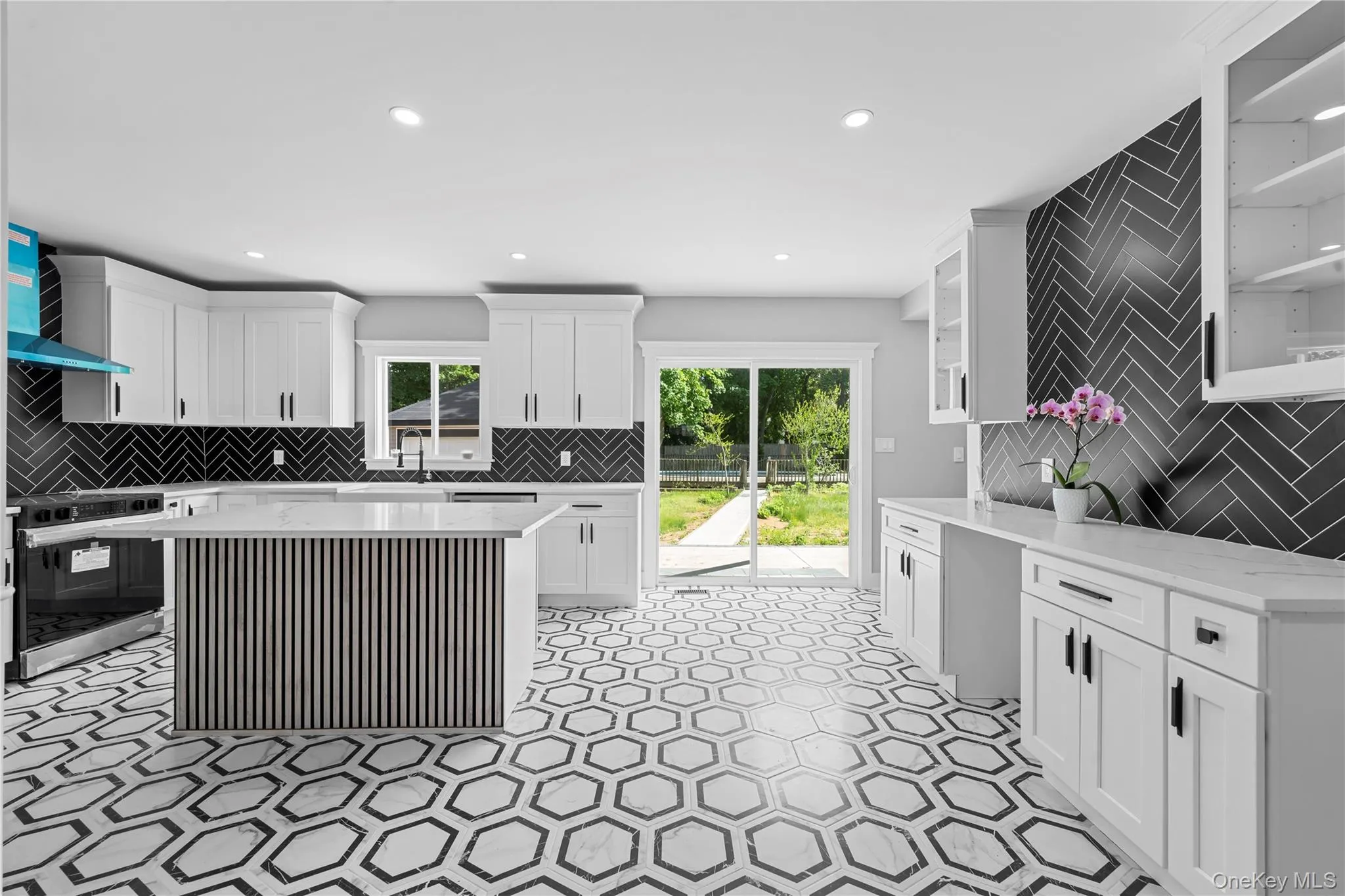 74 Lincoln Avenue, Islip, NY, 4 Bedrooms Bedrooms, 11 Rooms Rooms,3 BathroomsBathrooms,Residential,For Rent,Lincoln,0,1004401 74 Lincoln Avenue, Islip, NY, 4 Bedrooms Bedrooms, 11 Rooms Rooms,3 BathroomsBathrooms,Residential,For Rent,Lincoln,0,1004401