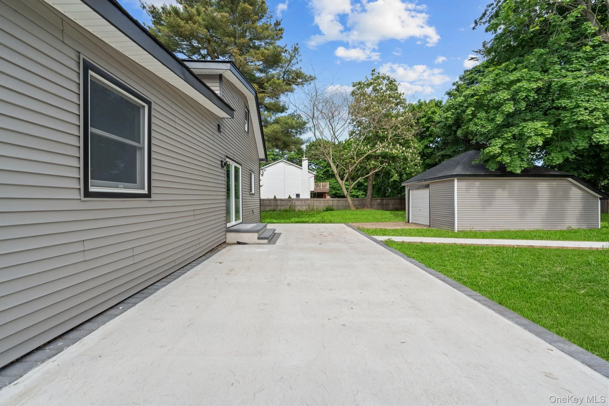 74 Lincoln Avenue, Islip, NY, 4 Bedrooms Bedrooms, 11 Rooms Rooms,3 BathroomsBathrooms,Residential,For Rent,Lincoln,0,1004401 74 Lincoln Avenue, Islip, NY, 4 Bedrooms Bedrooms, 11 Rooms Rooms,3 BathroomsBathrooms,Residential,For Rent,Lincoln,0,1004401