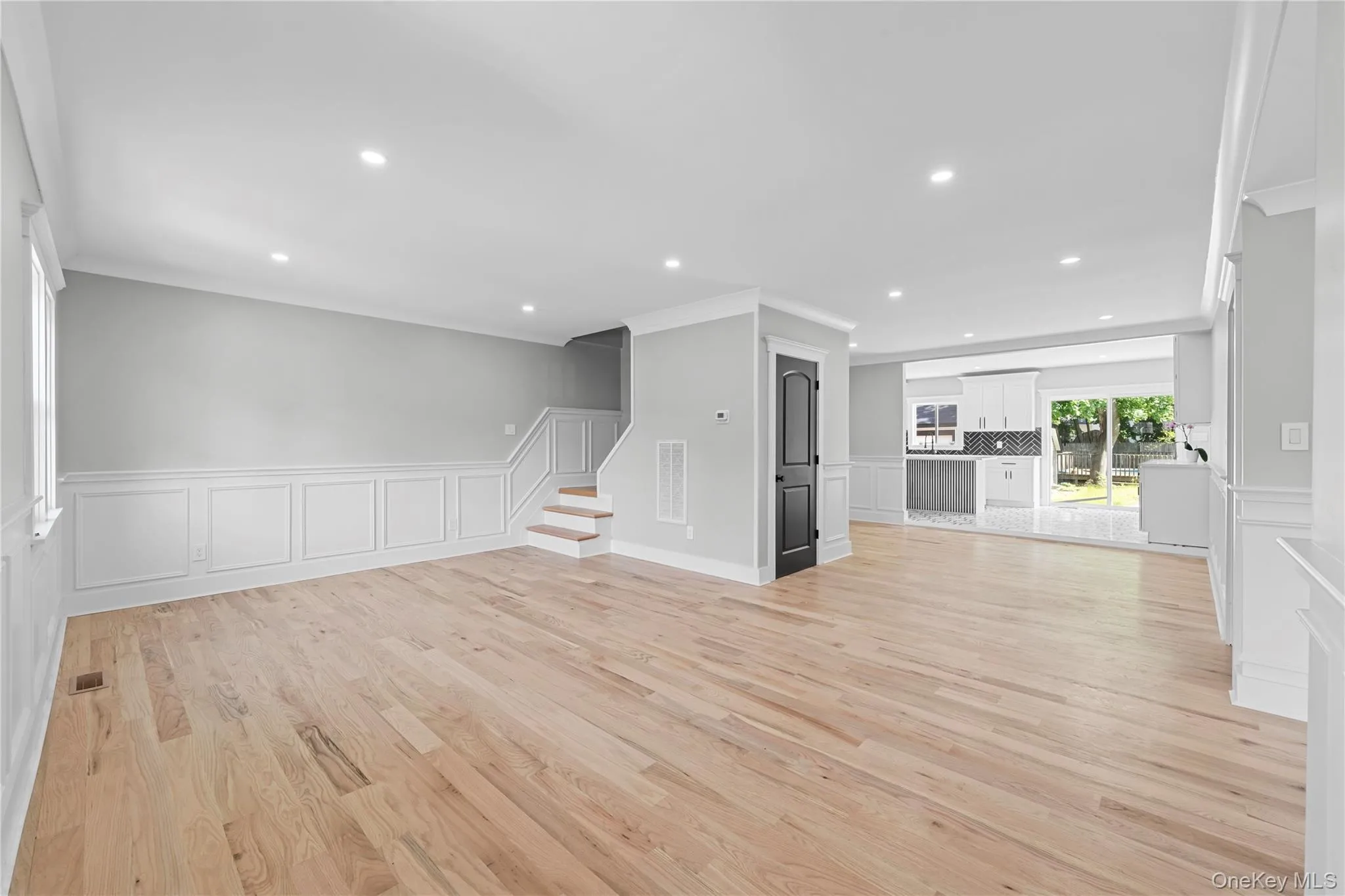 74 Lincoln Avenue, Islip, NY, 4 Bedrooms Bedrooms, 11 Rooms Rooms,3 BathroomsBathrooms,Residential,For Rent,Lincoln,0,1004401 74 Lincoln Avenue, Islip, NY, 4 Bedrooms Bedrooms, 11 Rooms Rooms,3 BathroomsBathrooms,Residential,For Rent,Lincoln,0,1004401