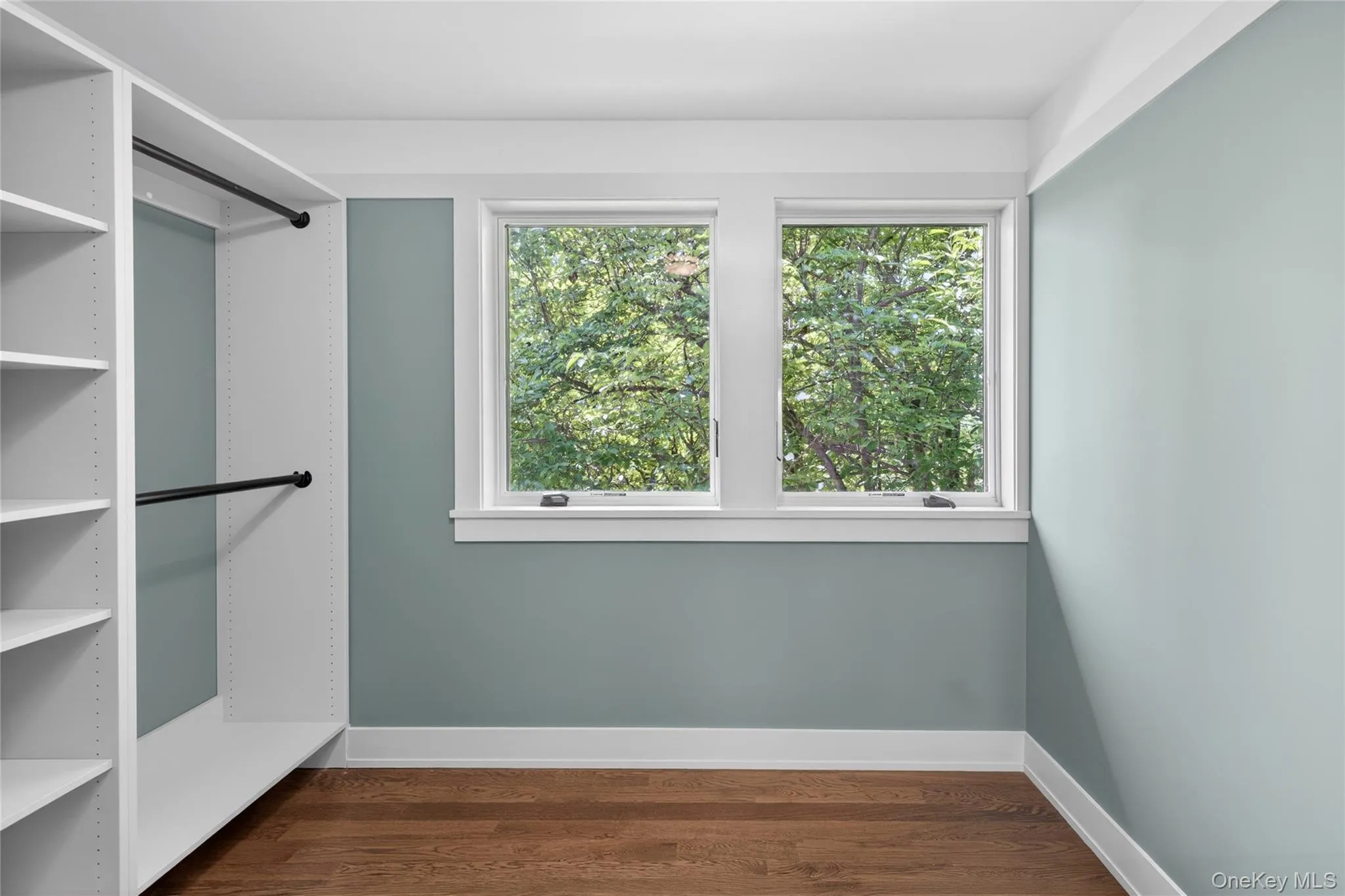 Dressing room/walk-in closet Dressing room/walk-in closet