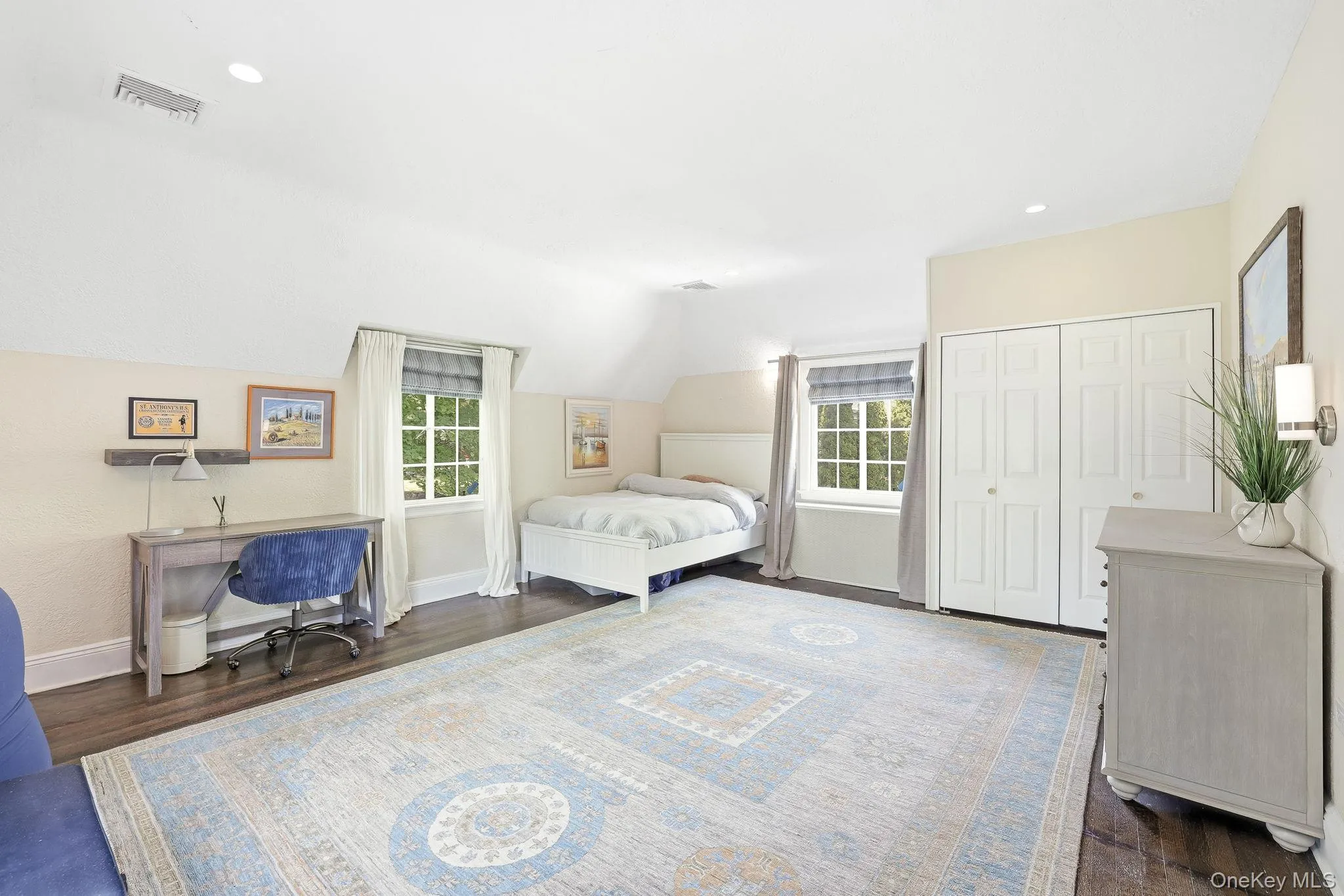 14 Overhill Road, New Rochelle, NY, 8 Bedrooms Bedrooms, 12 Rooms Rooms,4 BathroomsBathrooms,Residential,For Rent,Overhill,0,1004405 14 Overhill Road, New Rochelle, NY, 8 Bedrooms Bedrooms, 12 Rooms Rooms,4 BathroomsBathrooms,Residential,For Rent,Overhill,0,1004405