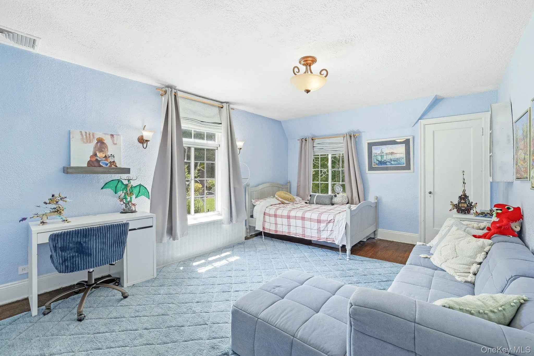 14 Overhill Road, New Rochelle, NY, 8 Bedrooms Bedrooms, 12 Rooms Rooms,4 BathroomsBathrooms,Residential,For Rent,Overhill,0,1004405 14 Overhill Road, New Rochelle, NY, 8 Bedrooms Bedrooms, 12 Rooms Rooms,4 BathroomsBathrooms,Residential,For Rent,Overhill,0,1004405