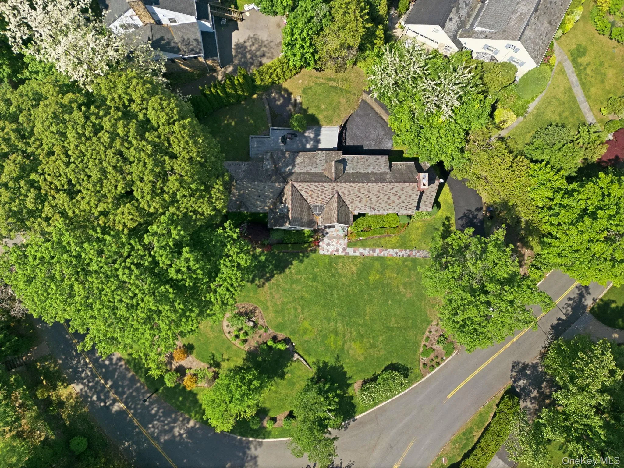 14 Overhill Road, New Rochelle, NY, 8 Bedrooms Bedrooms, 12 Rooms Rooms,4 BathroomsBathrooms,Residential,For Rent,Overhill,0,1004405 14 Overhill Road, New Rochelle, NY, 8 Bedrooms Bedrooms, 12 Rooms Rooms,4 BathroomsBathrooms,Residential,For Rent,Overhill,0,1004405