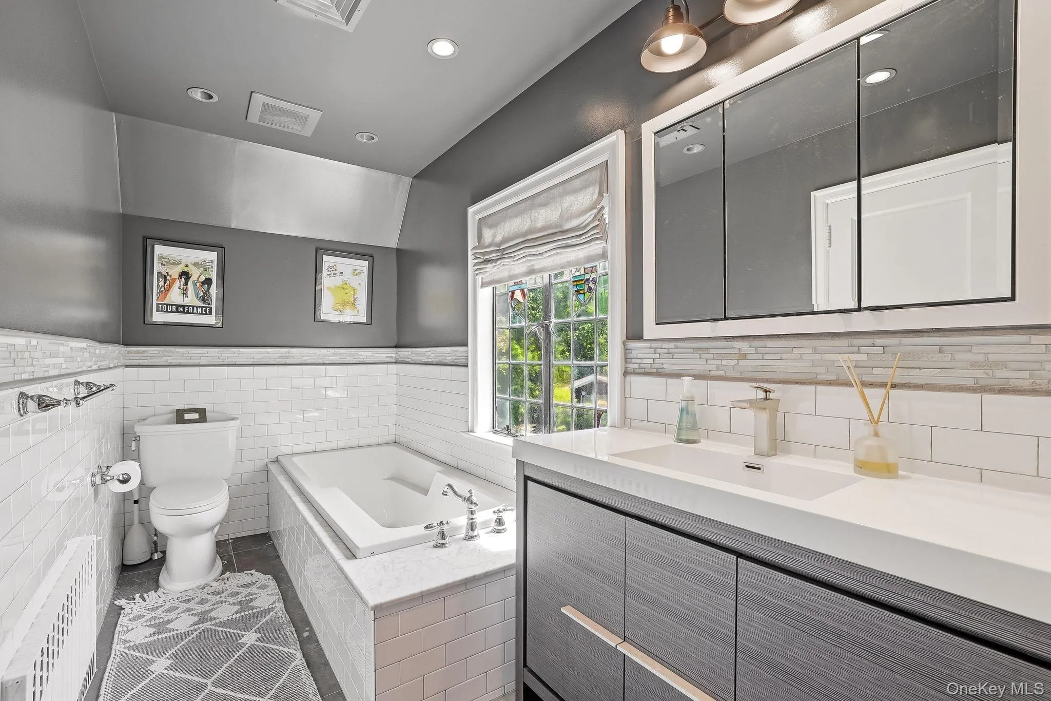 14 Overhill Road, New Rochelle, NY, 8 Bedrooms Bedrooms, 12 Rooms Rooms,4 BathroomsBathrooms,Residential,For Rent,Overhill,0,1004405 14 Overhill Road, New Rochelle, NY, 8 Bedrooms Bedrooms, 12 Rooms Rooms,4 BathroomsBathrooms,Residential,For Rent,Overhill,0,1004405