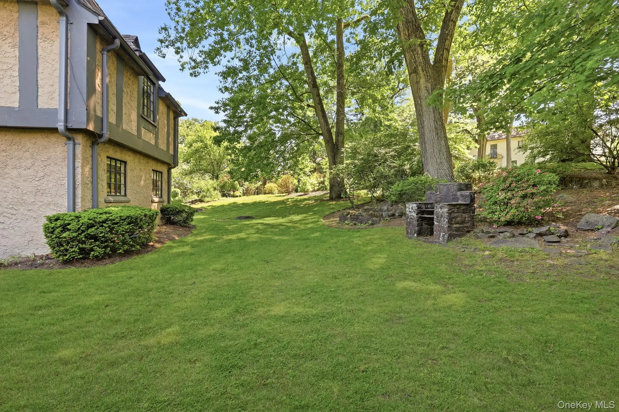 14 Overhill Road, New Rochelle, NY, 8 Bedrooms Bedrooms, 12 Rooms Rooms,4 BathroomsBathrooms,Residential,For Rent,Overhill,0,1004405 14 Overhill Road, New Rochelle, NY, 8 Bedrooms Bedrooms, 12 Rooms Rooms,4 BathroomsBathrooms,Residential,For Rent,Overhill,0,1004405