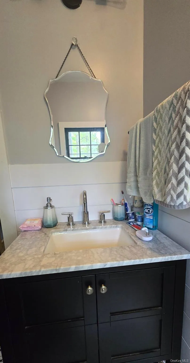 26 Ballard Street, Bethel, NY, 3 Bedrooms Bedrooms, 6 Rooms Rooms,2 BathroomsBathrooms,Residential,For Rent,Ballard,0,1004410 26 Ballard Street, Bethel, NY, 3 Bedrooms Bedrooms, 6 Rooms Rooms,2 BathroomsBathrooms,Residential,For Rent,Ballard,0,1004410