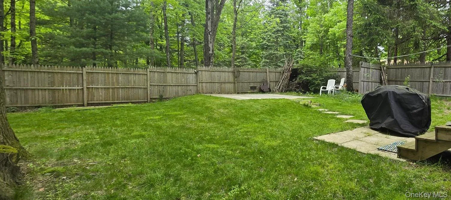 26 Ballard Street, Bethel, NY, 3 Bedrooms Bedrooms, 6 Rooms Rooms,2 BathroomsBathrooms,Residential,For Rent,Ballard,0,1004410 26 Ballard Street, Bethel, NY, 3 Bedrooms Bedrooms, 6 Rooms Rooms,2 BathroomsBathrooms,Residential,For Rent,Ballard,0,1004410