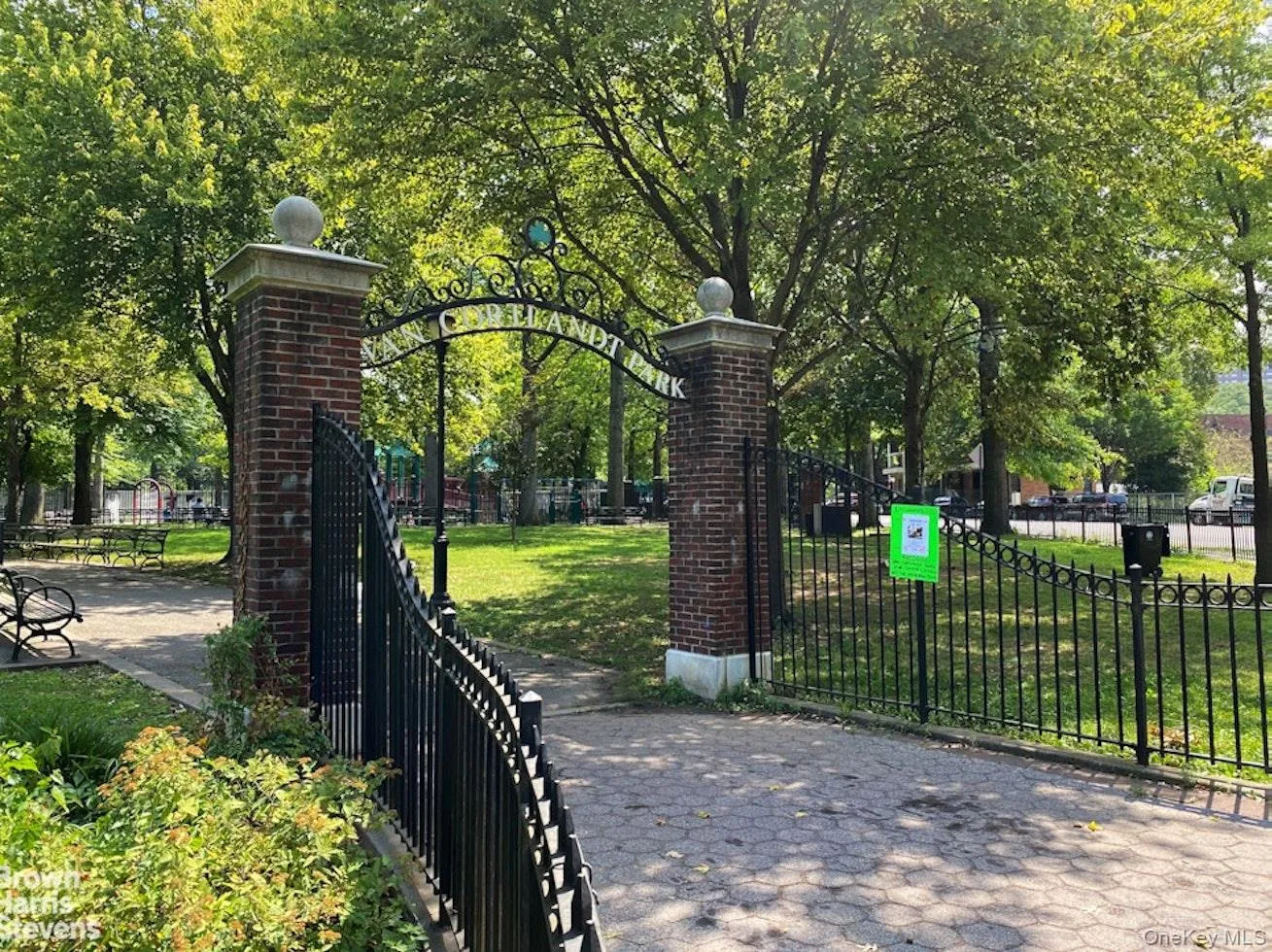 91 Van Cortlandt Avenue, New York, NY, 1 Bedroom Bedrooms, 4 Rooms Rooms,1 BathroomBathrooms,Residential,For Rent,Van Cortlandt,0,1004411 91 Van Cortlandt Avenue, New York, NY, 1 Bedroom Bedrooms, 4 Rooms Rooms,1 BathroomBathrooms,Residential,For Rent,Van Cortlandt,0,1004411