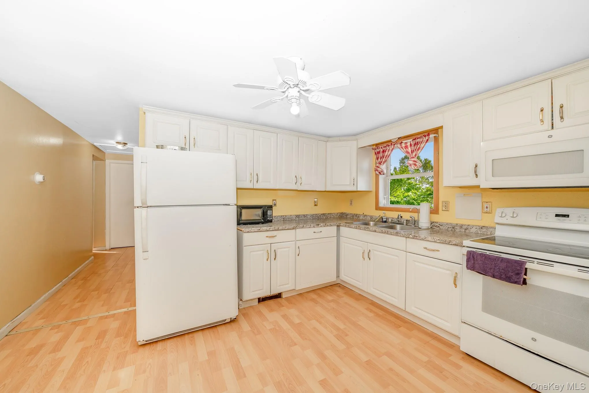 15 27th Street, Babylon, NY, 5 Bedrooms Bedrooms, 12 Rooms Rooms,3 BathroomsBathrooms,Residential,For Rent,27th,0,1004413 15 27th Street, Babylon, NY, 5 Bedrooms Bedrooms, 12 Rooms Rooms,3 BathroomsBathrooms,Residential,For Rent,27th,0,1004413