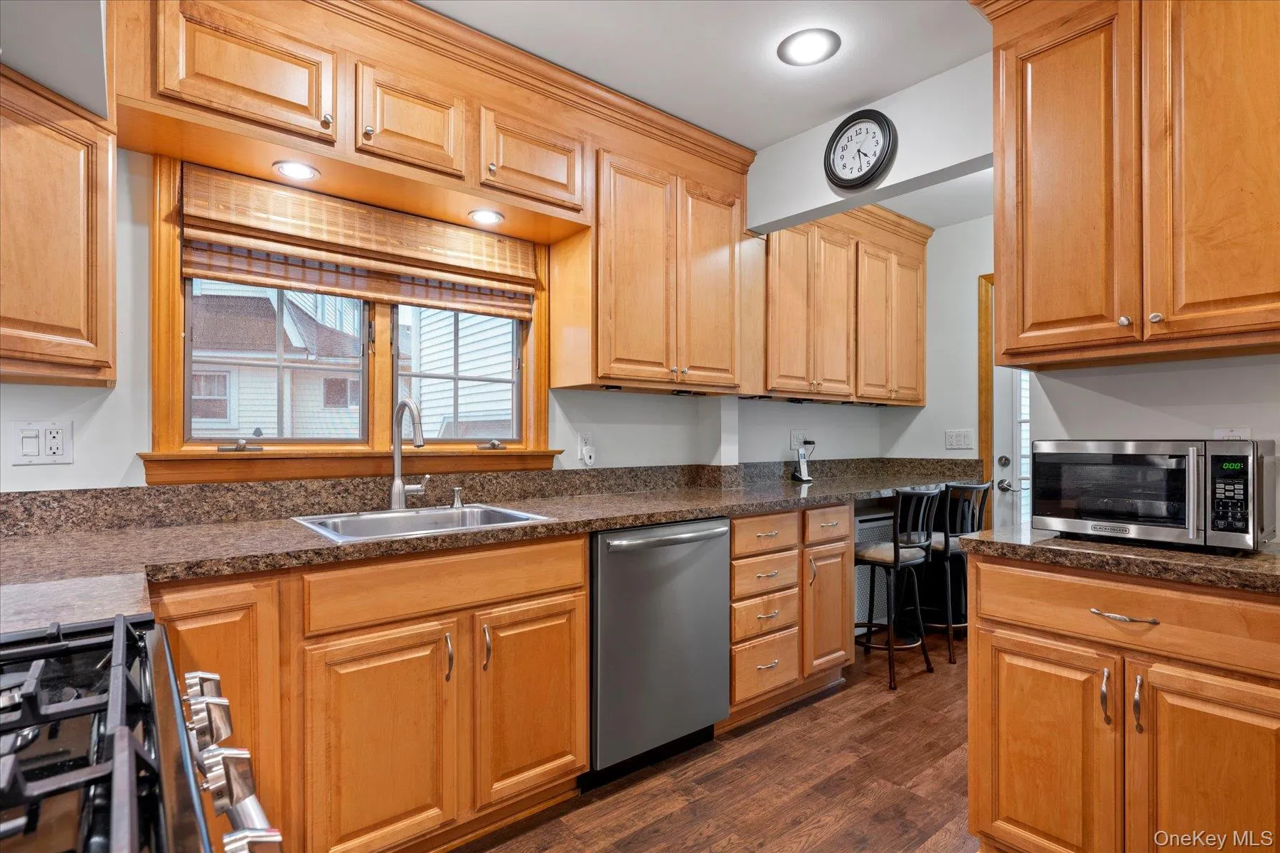 51 Marvin Street, Brookhaven, NY, 3 Bedrooms Bedrooms, 6 Rooms Rooms,1 BathroomBathrooms,Residential,For Rent,Marvin,0,1004414 51 Marvin Street, Brookhaven, NY, 3 Bedrooms Bedrooms, 6 Rooms Rooms,1 BathroomBathrooms,Residential,For Rent,Marvin,0,1004414