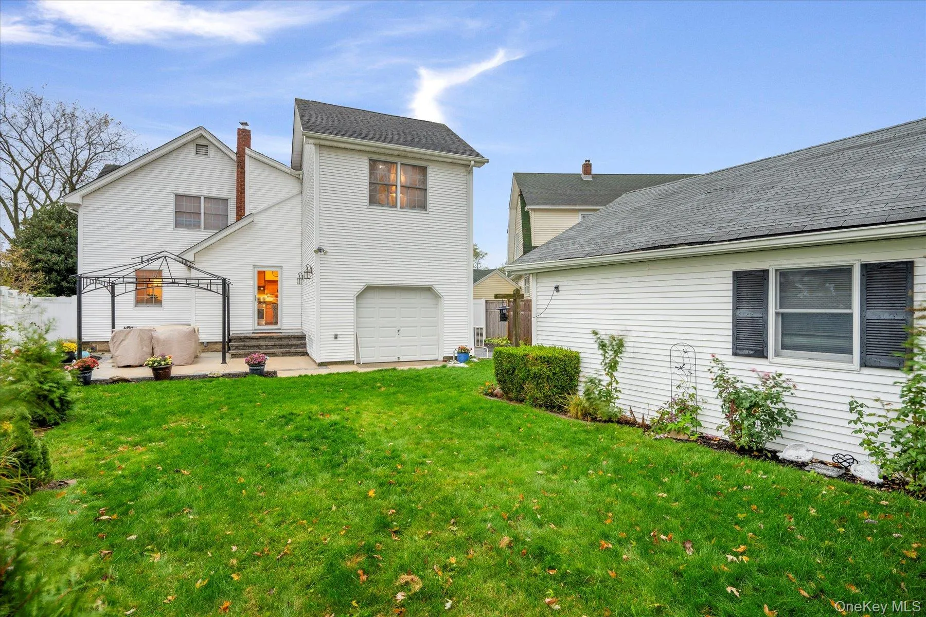 51 Marvin Street, Brookhaven, NY, 3 Bedrooms Bedrooms, 6 Rooms Rooms,1 BathroomBathrooms,Residential,For Rent,Marvin,0,1004414 51 Marvin Street, Brookhaven, NY, 3 Bedrooms Bedrooms, 6 Rooms Rooms,1 BathroomBathrooms,Residential,For Rent,Marvin,0,1004414