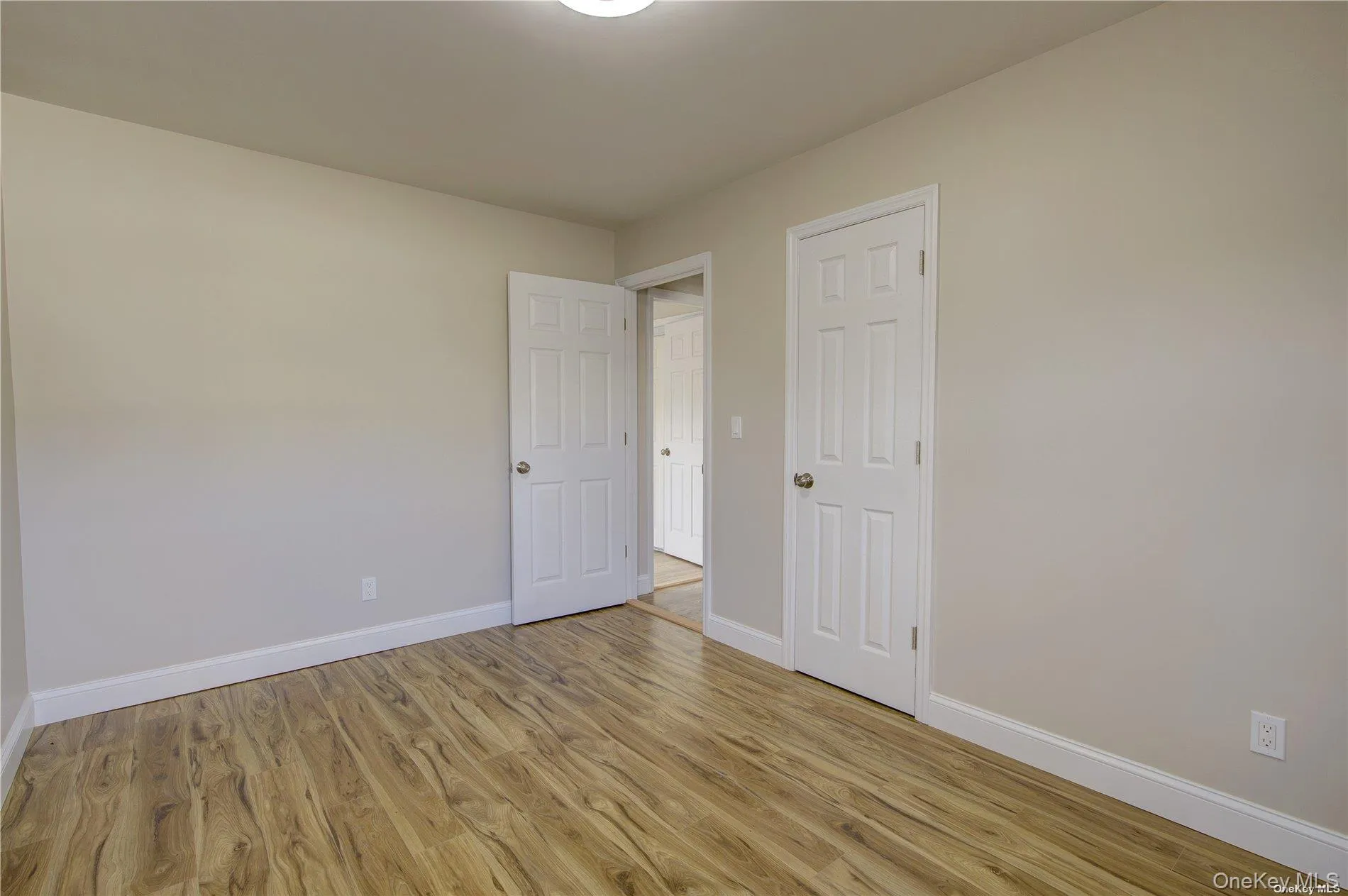 207 Catherine Avenue, Hempstead, NY, 5 Bedrooms Bedrooms, 10 Rooms Rooms,2 BathroomsBathrooms,Residential Lease,For Rent,Catherine,0,1004418 207 Catherine Avenue, Hempstead, NY, 5 Bedrooms Bedrooms, 10 Rooms Rooms,2 BathroomsBathrooms,Residential Lease,For Rent,Catherine,0,1004418