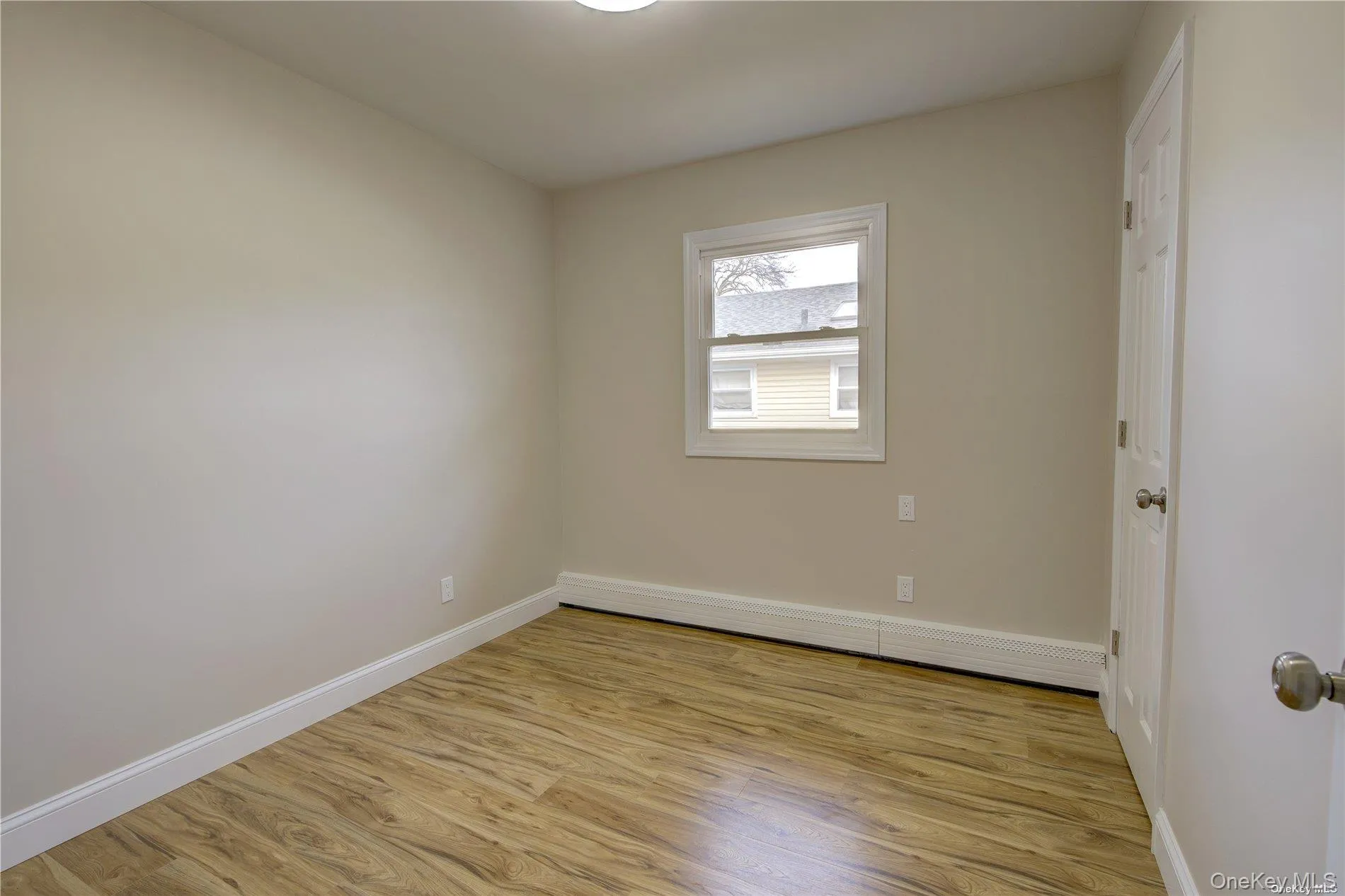 207 Catherine Avenue, Hempstead, NY, 5 Bedrooms Bedrooms, 10 Rooms Rooms,2 BathroomsBathrooms,Residential Lease,For Rent,Catherine,0,1004418 207 Catherine Avenue, Hempstead, NY, 5 Bedrooms Bedrooms, 10 Rooms Rooms,2 BathroomsBathrooms,Residential Lease,For Rent,Catherine,0,1004418