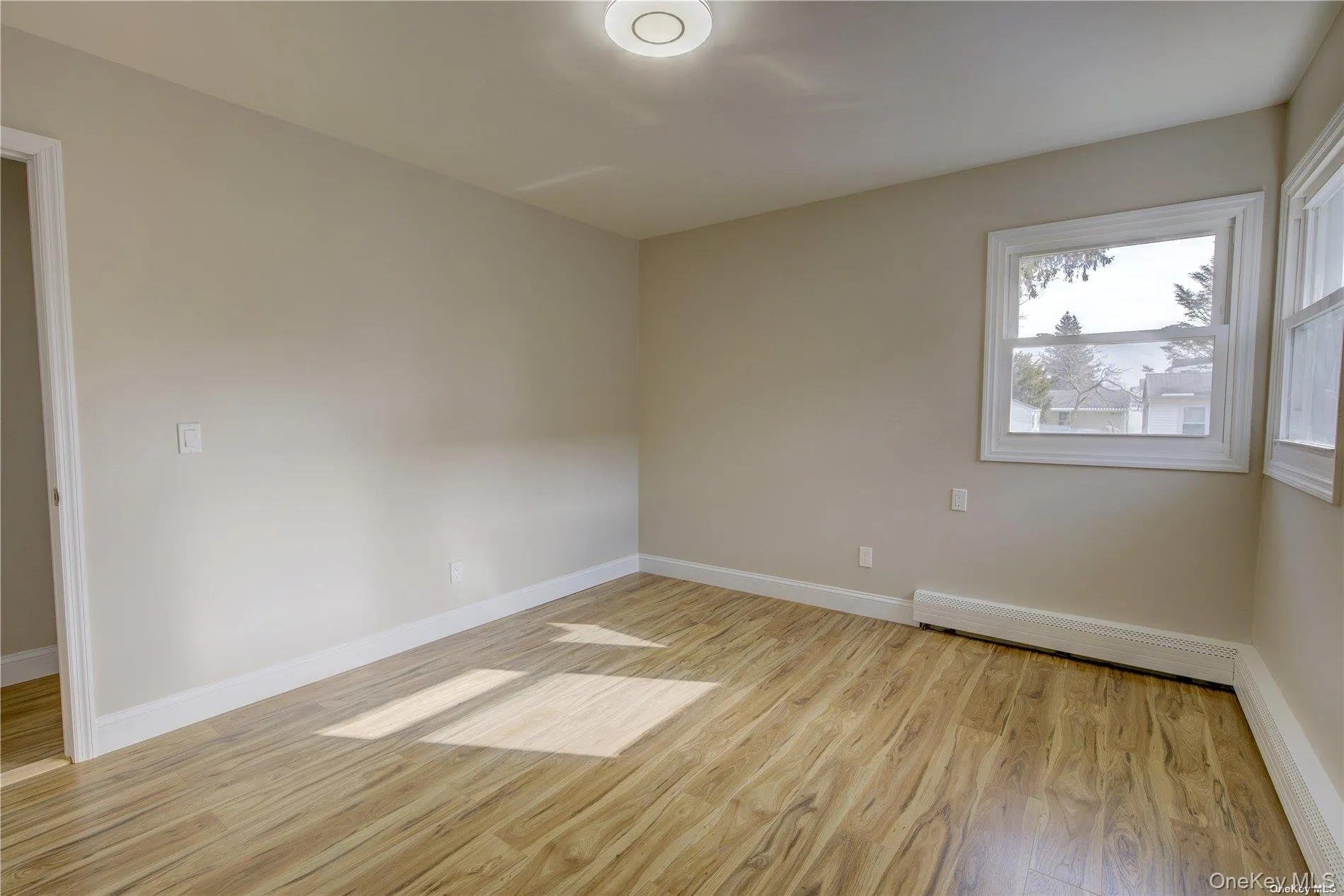 207 Catherine Avenue, Hempstead, NY, 5 Bedrooms Bedrooms, 10 Rooms Rooms,2 BathroomsBathrooms,Residential Lease,For Rent,Catherine,0,1004418 207 Catherine Avenue, Hempstead, NY, 5 Bedrooms Bedrooms, 10 Rooms Rooms,2 BathroomsBathrooms,Residential Lease,For Rent,Catherine,0,1004418