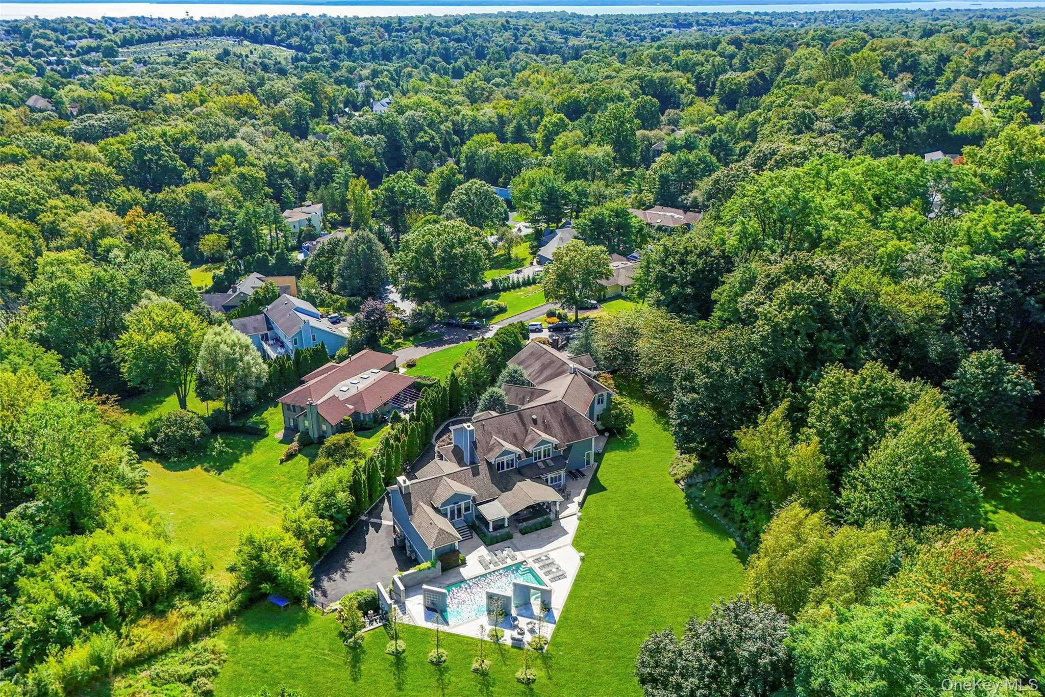 Stunning estate located 1.5 miles from Rye Train station and 28 miles from Midtown Manhattan Stunning estate located 1.5 miles from Rye Train station and 28 miles from Midtown Manhattan