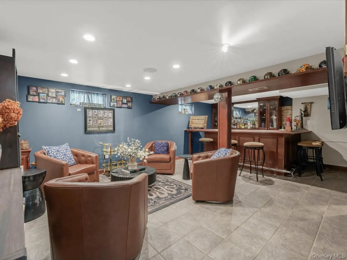 56 Columbine Avenue, Hempstead, NY, 3 Bedrooms Bedrooms, 8 Rooms Rooms,2 BathroomsBathrooms,Residential,For Rent,Columbine,0,1004422 56 Columbine Avenue, Hempstead, NY, 3 Bedrooms Bedrooms, 8 Rooms Rooms,2 BathroomsBathrooms,Residential,For Rent,Columbine,0,1004422