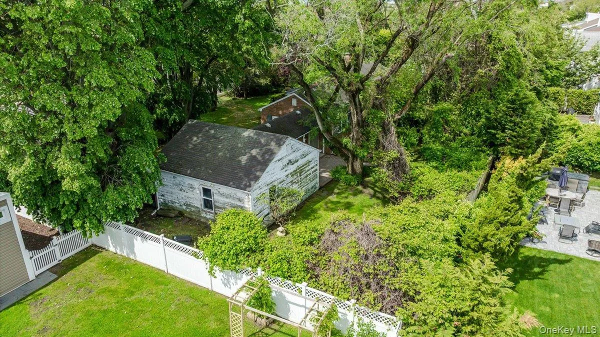 1632 Park Street, Hempstead, NY, 4 Bedrooms Bedrooms, 6 Rooms Rooms,2 BathroomsBathrooms,Residential,For Rent,Park,0,1004426 1632 Park Street, Hempstead, NY, 4 Bedrooms Bedrooms, 6 Rooms Rooms,2 BathroomsBathrooms,Residential,For Rent,Park,0,1004426