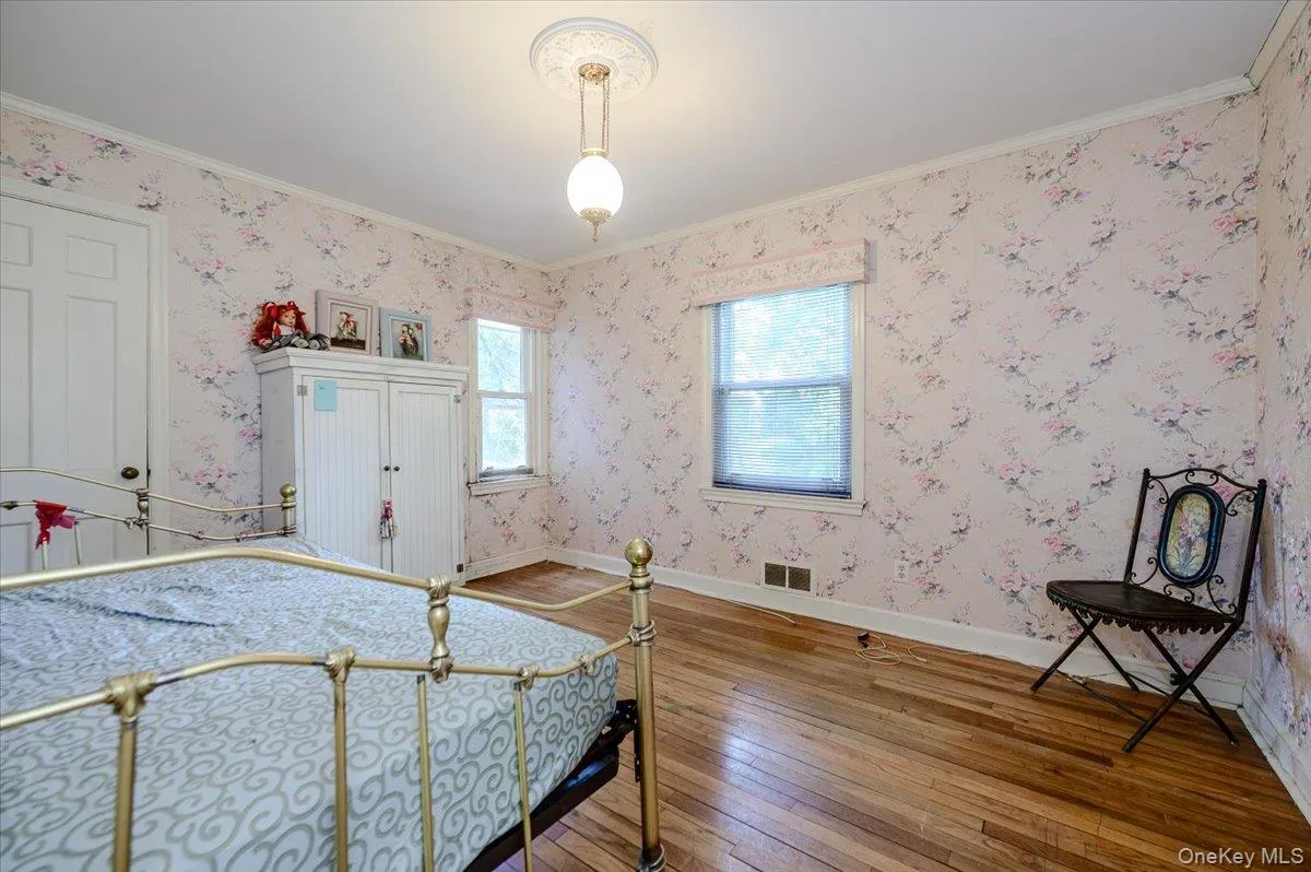 1632 Park Street, Hempstead, NY, 4 Bedrooms Bedrooms, 6 Rooms Rooms,2 BathroomsBathrooms,Residential,For Rent,Park,0,1004426 1632 Park Street, Hempstead, NY, 4 Bedrooms Bedrooms, 6 Rooms Rooms,2 BathroomsBathrooms,Residential,For Rent,Park,0,1004426