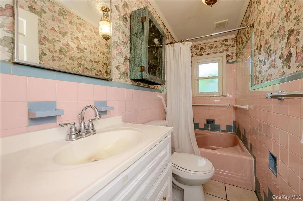 1632 Park Street, Hempstead, NY, 4 Bedrooms Bedrooms, 6 Rooms Rooms,2 BathroomsBathrooms,Residential,For Rent,Park,0,1004426 1632 Park Street, Hempstead, NY, 4 Bedrooms Bedrooms, 6 Rooms Rooms,2 BathroomsBathrooms,Residential,For Rent,Park,0,1004426