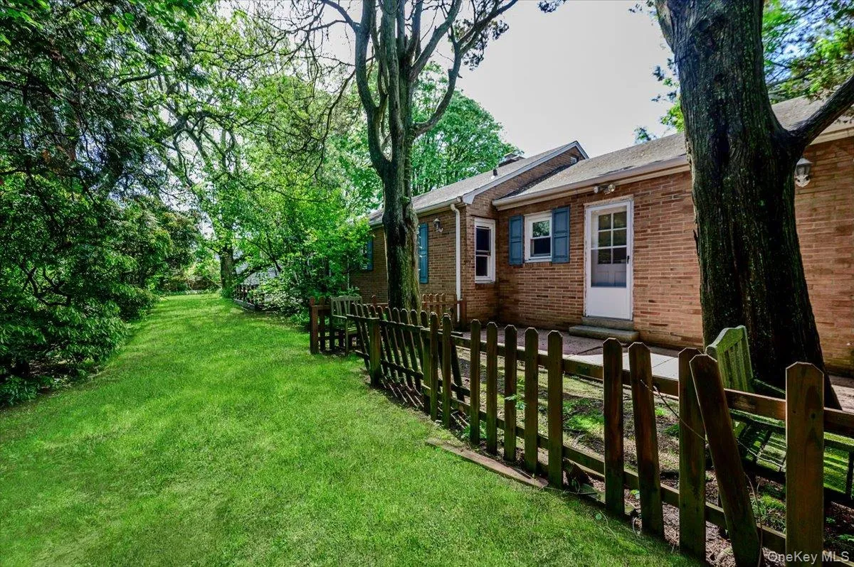 1632 Park Street, Hempstead, NY, 4 Bedrooms Bedrooms, 6 Rooms Rooms,2 BathroomsBathrooms,Residential,For Rent,Park,0,1004426 1632 Park Street, Hempstead, NY, 4 Bedrooms Bedrooms, 6 Rooms Rooms,2 BathroomsBathrooms,Residential,For Rent,Park,0,1004426