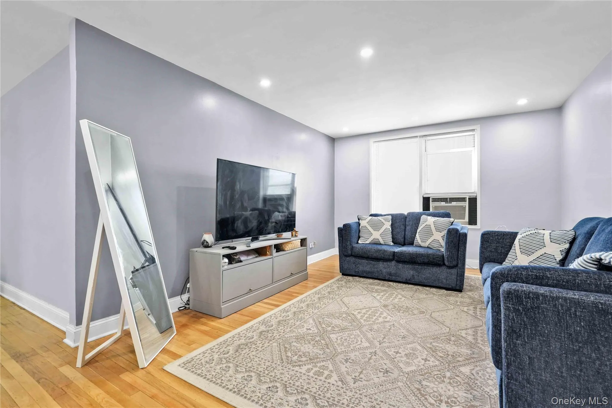 33-44 93rd, New York, NY, 3 Bedrooms Bedrooms, 7 Rooms Rooms,1 BathroomBathrooms,Residential,For Rent,93rd,0,1004432 33-44 93rd, New York, NY, 3 Bedrooms Bedrooms, 7 Rooms Rooms,1 BathroomBathrooms,Residential,For Rent,93rd,0,1004432