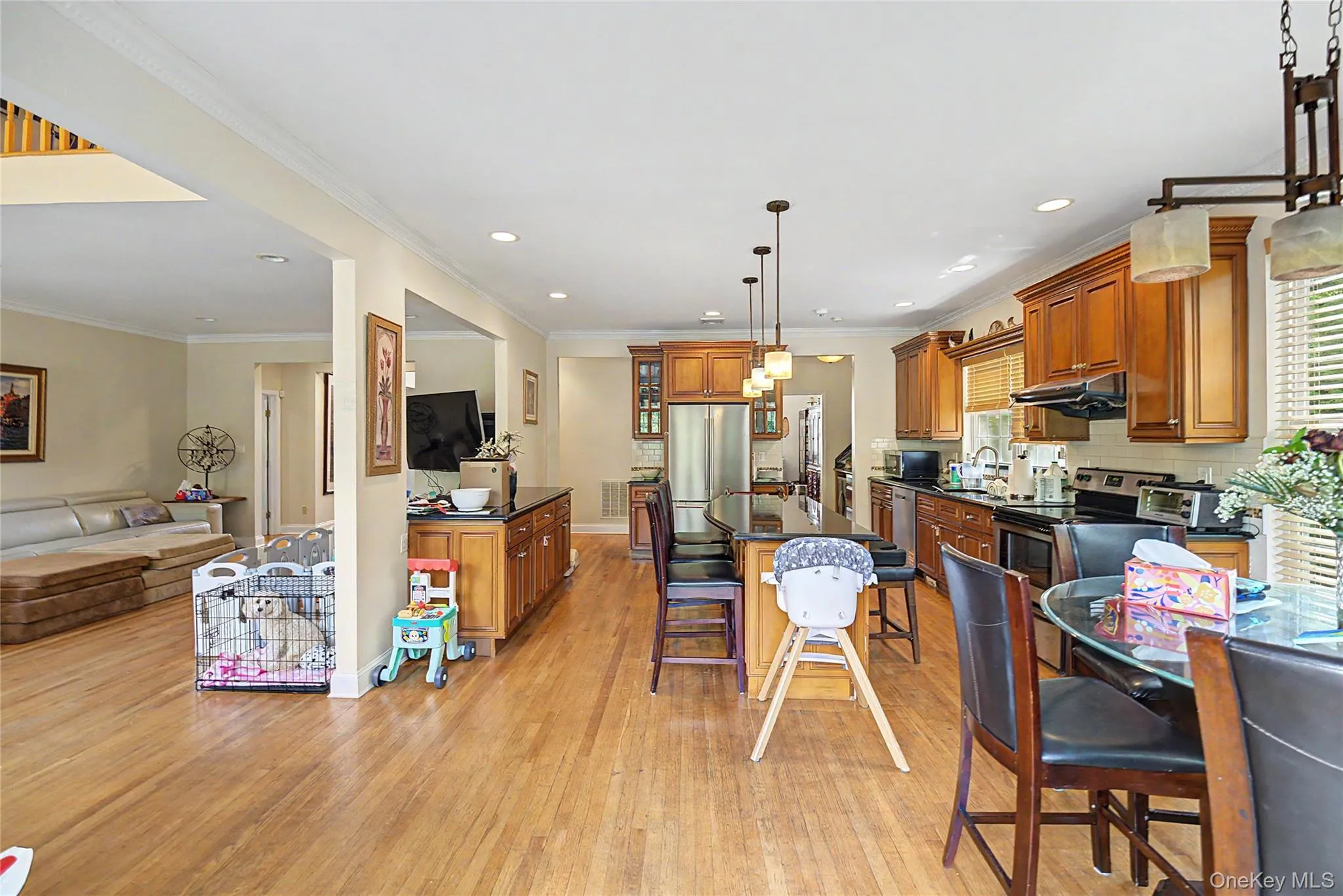 183 Oakfield Avenue, Huntington, NY, 5 Bedrooms Bedrooms, 11 Rooms Rooms,4 BathroomsBathrooms,Residential Lease,For Rent,Oakfield,0,1004433 183 Oakfield Avenue, Huntington, NY, 5 Bedrooms Bedrooms, 11 Rooms Rooms,4 BathroomsBathrooms,Residential Lease,For Rent,Oakfield,0,1004433