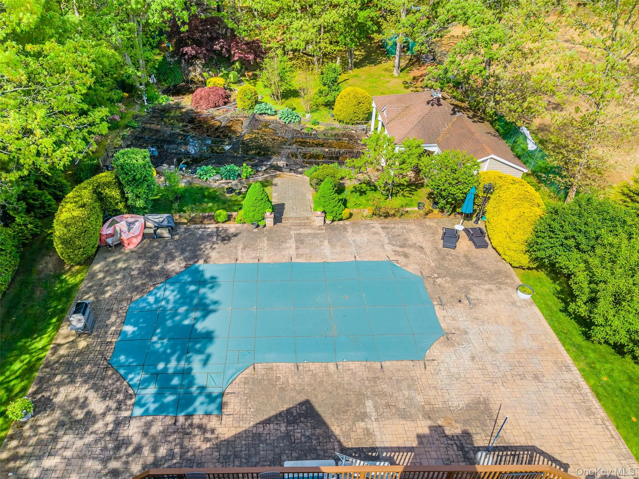 183 Oakfield Avenue, Huntington, NY, 5 Bedrooms Bedrooms, 11 Rooms Rooms,4 BathroomsBathrooms,Residential Lease,For Rent,Oakfield,0,1004433 183 Oakfield Avenue, Huntington, NY, 5 Bedrooms Bedrooms, 11 Rooms Rooms,4 BathroomsBathrooms,Residential Lease,For Rent,Oakfield,0,1004433
