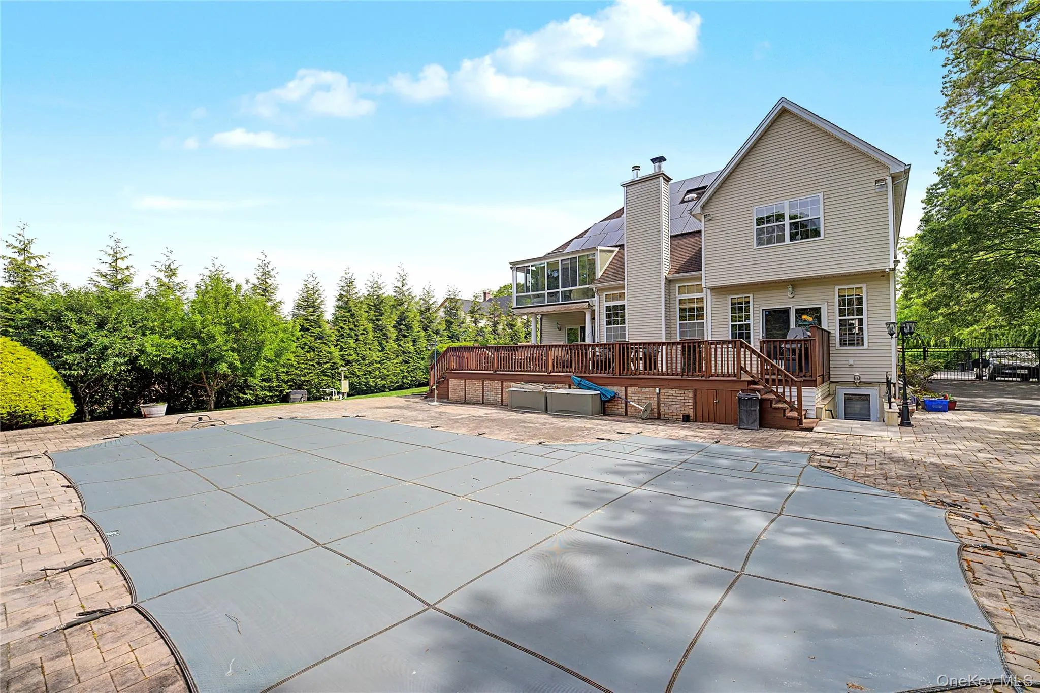 183 Oakfield Avenue, Huntington, NY, 5 Bedrooms Bedrooms, 11 Rooms Rooms,4 BathroomsBathrooms,Residential Lease,For Rent,Oakfield,0,1004433 183 Oakfield Avenue, Huntington, NY, 5 Bedrooms Bedrooms, 11 Rooms Rooms,4 BathroomsBathrooms,Residential Lease,For Rent,Oakfield,0,1004433