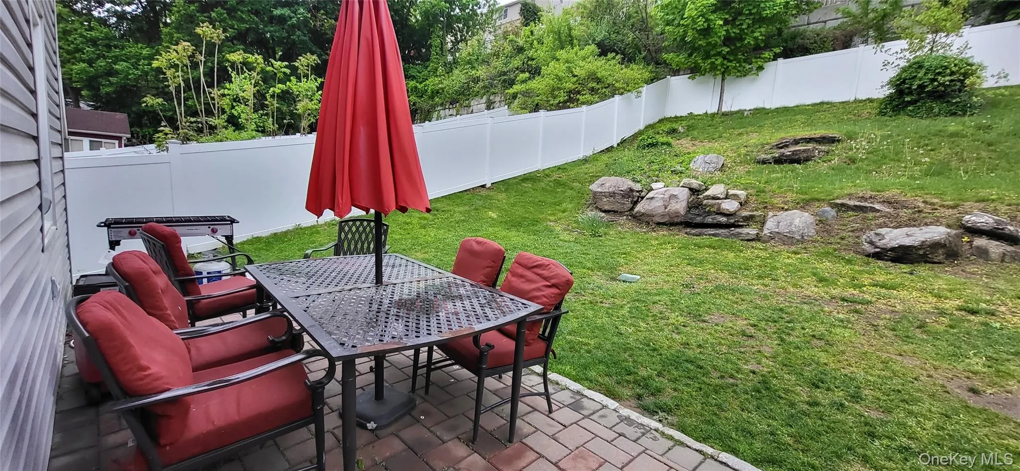 85 aka 81 Bushey Avenue, Yonkers, NY, 4 Bedrooms Bedrooms, 9 Rooms Rooms,2 BathroomsBathrooms,Residential,For Rent,Bushey,0,1004437 85 aka 81 Bushey Avenue, Yonkers, NY, 4 Bedrooms Bedrooms, 9 Rooms Rooms,2 BathroomsBathrooms,Residential,For Rent,Bushey,0,1004437
