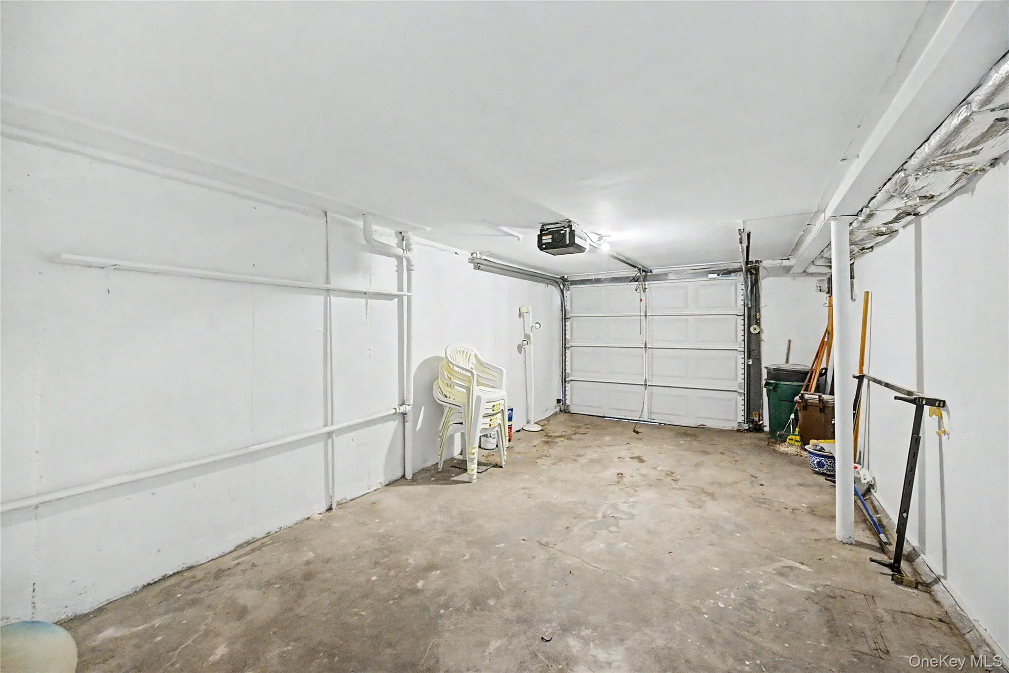 71-11 169th Street, New York, NY, 3 Bedrooms Bedrooms, 6 Rooms Rooms,2 BathroomsBathrooms,Residential,For Rent,169th,0,1004441 71-11 169th Street, New York, NY, 3 Bedrooms Bedrooms, 6 Rooms Rooms,2 BathroomsBathrooms,Residential,For Rent,169th,0,1004441