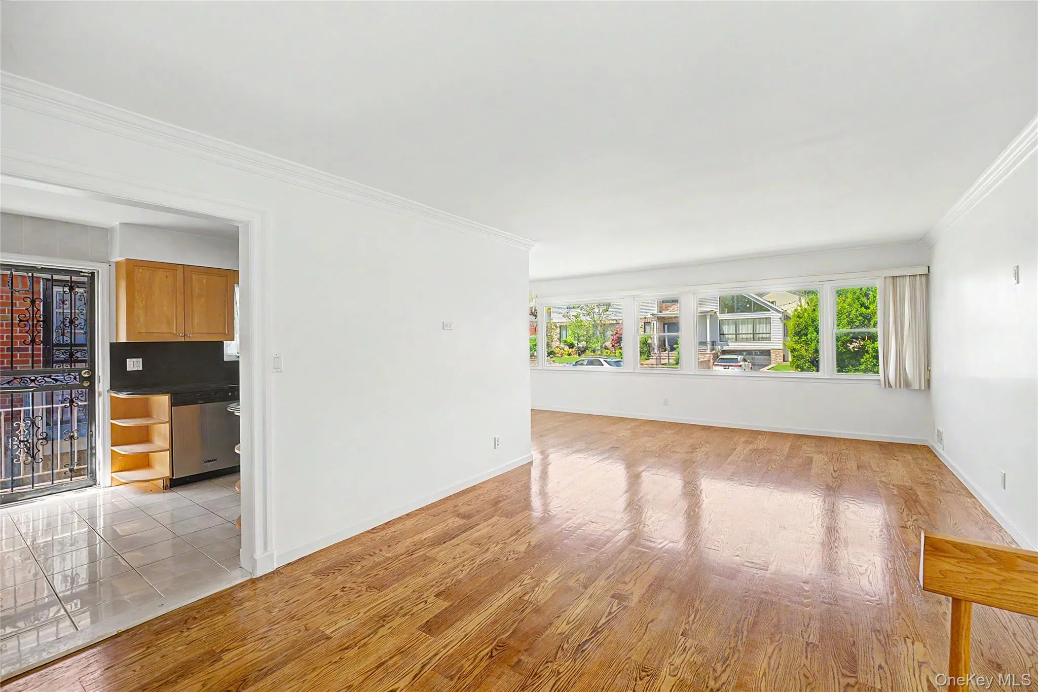 71-11 169th Street, New York, NY, 3 Bedrooms Bedrooms, 6 Rooms Rooms,2 BathroomsBathrooms,Residential,For Rent,169th,0,1004441 71-11 169th Street, New York, NY, 3 Bedrooms Bedrooms, 6 Rooms Rooms,2 BathroomsBathrooms,Residential,For Rent,169th,0,1004441