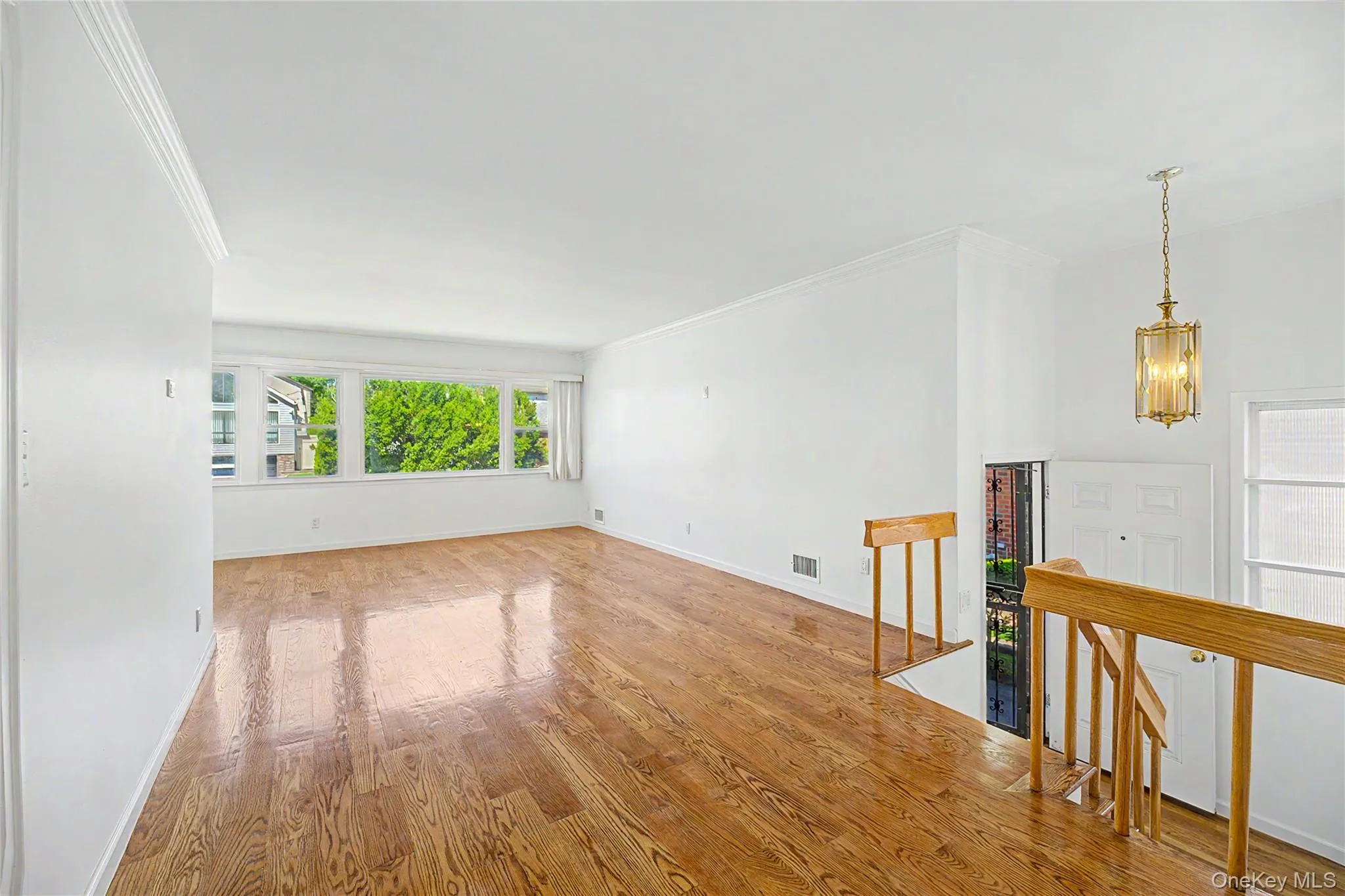 71-11 169th Street, New York, NY, 3 Bedrooms Bedrooms, 6 Rooms Rooms,2 BathroomsBathrooms,Residential,For Rent,169th,0,1004441 71-11 169th Street, New York, NY, 3 Bedrooms Bedrooms, 6 Rooms Rooms,2 BathroomsBathrooms,Residential,For Rent,169th,0,1004441