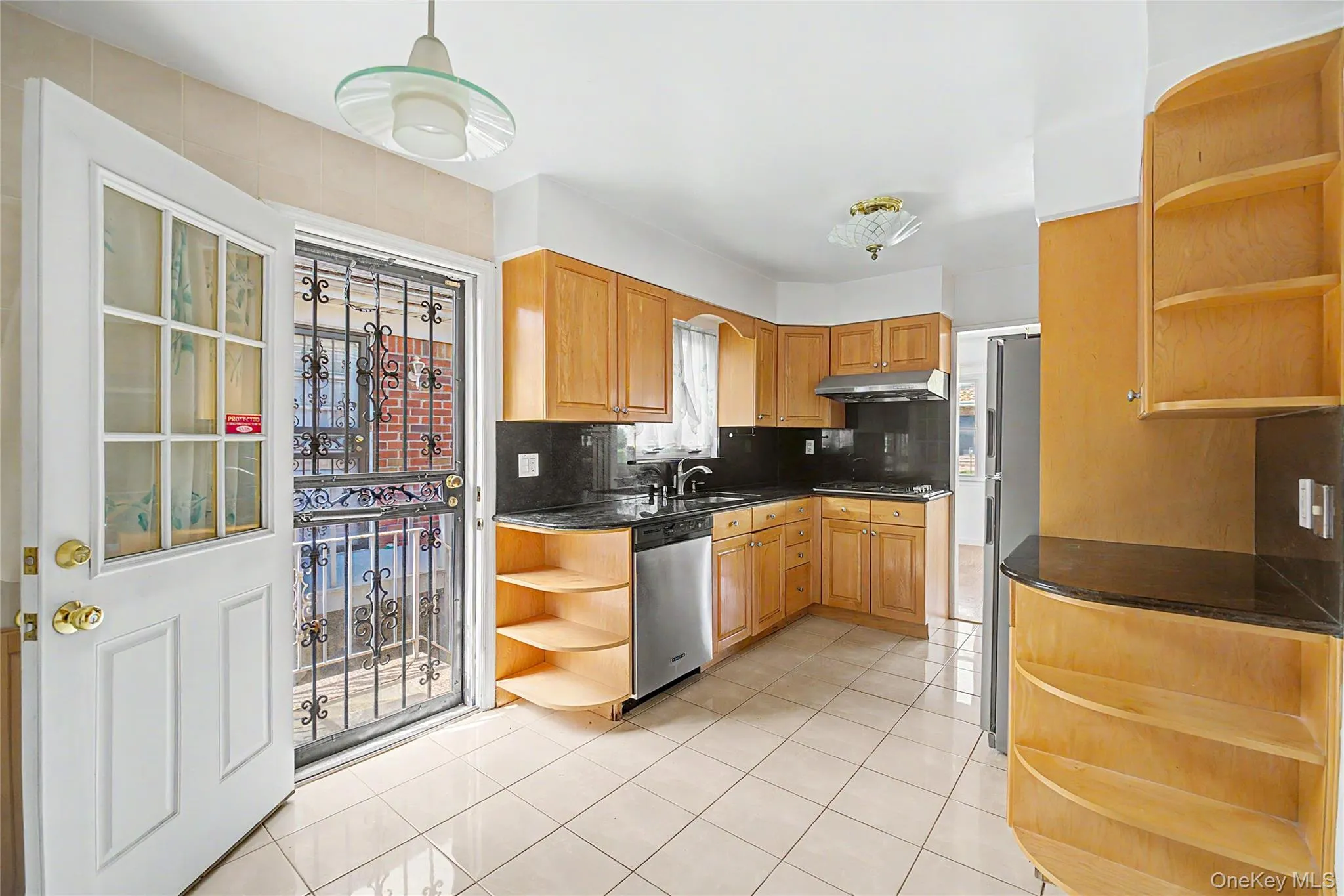 71-11 169th Street, New York, NY, 3 Bedrooms Bedrooms, 6 Rooms Rooms,2 BathroomsBathrooms,Residential,For Rent,169th,0,1004441 71-11 169th Street, New York, NY, 3 Bedrooms Bedrooms, 6 Rooms Rooms,2 BathroomsBathrooms,Residential,For Rent,169th,0,1004441