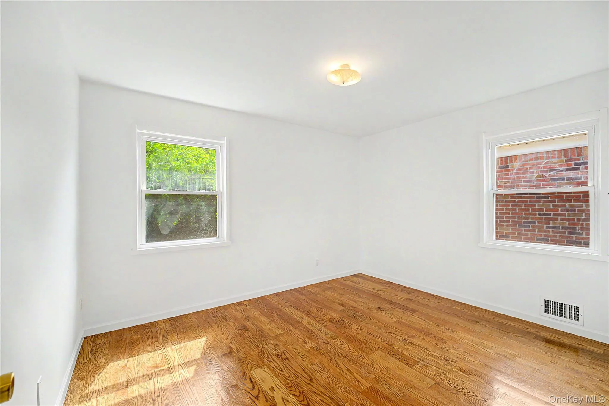 71-11 169th Street, New York, NY, 3 Bedrooms Bedrooms, 6 Rooms Rooms,2 BathroomsBathrooms,Residential,For Rent,169th,0,1004441 71-11 169th Street, New York, NY, 3 Bedrooms Bedrooms, 6 Rooms Rooms,2 BathroomsBathrooms,Residential,For Rent,169th,0,1004441