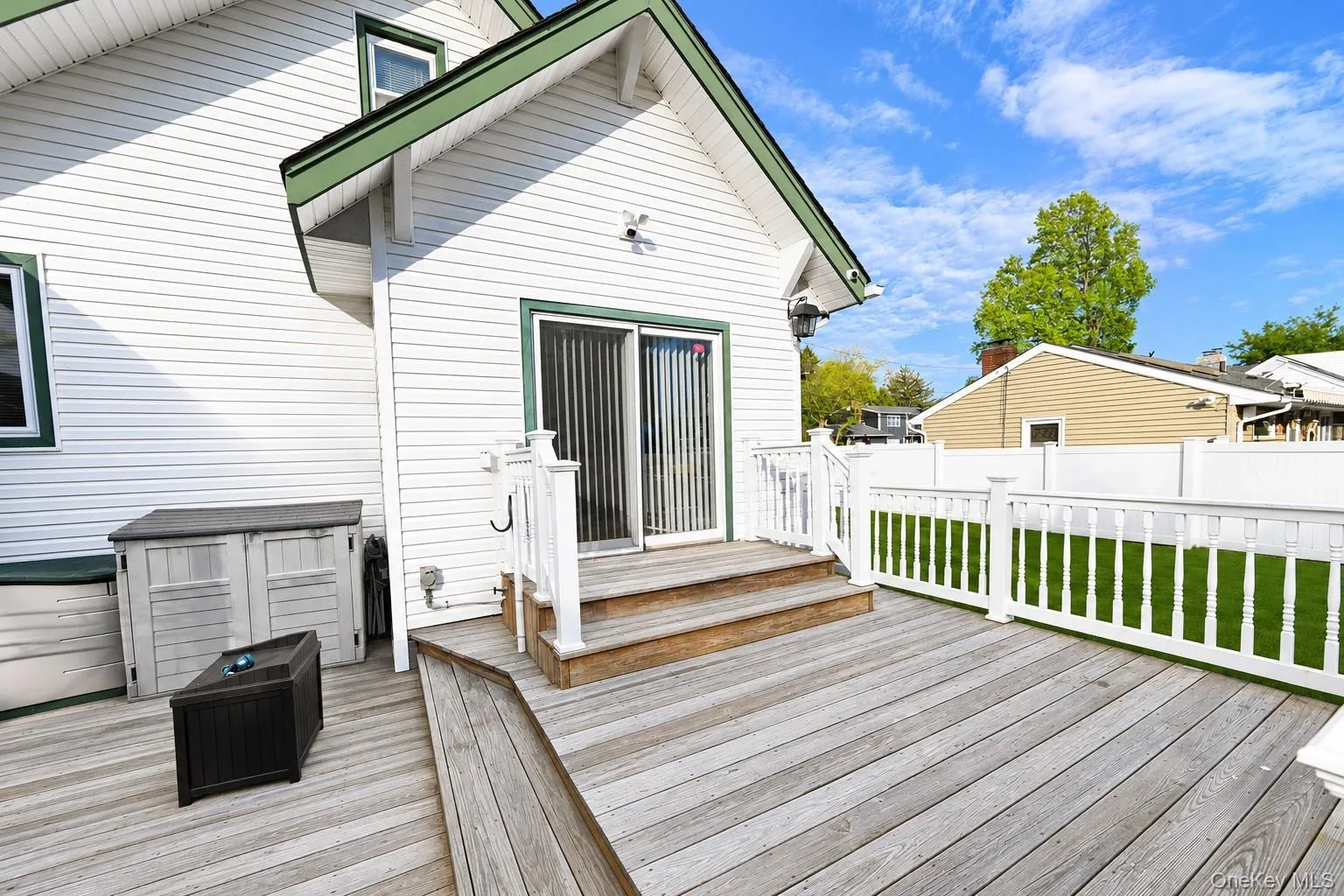 525 Greene Avenue, Babylon, NY, 3 Bedrooms Bedrooms, 7 Rooms Rooms,2 BathroomsBathrooms,Residential,For Rent,Greene,0,1004443 525 Greene Avenue, Babylon, NY, 3 Bedrooms Bedrooms, 7 Rooms Rooms,2 BathroomsBathrooms,Residential,For Rent,Greene,0,1004443