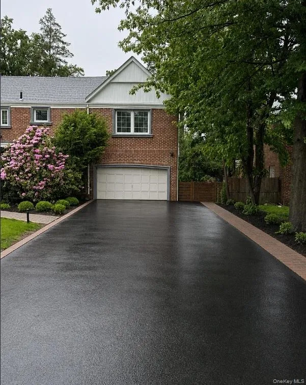 18 Pond Park Road, North Hempstead, NY, 4 Bedrooms Bedrooms, 9 Rooms Rooms,4 BathroomsBathrooms,Residential Lease,For Rent,Pond Park,0,1004445 18 Pond Park Road, North Hempstead, NY, 4 Bedrooms Bedrooms, 9 Rooms Rooms,4 BathroomsBathrooms,Residential Lease,For Rent,Pond Park,0,1004445