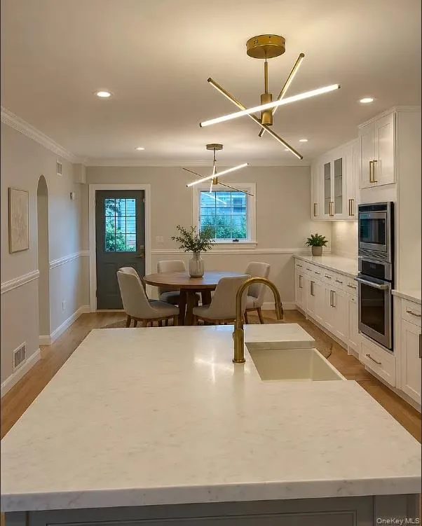18 Pond Park Road, North Hempstead, NY, 4 Bedrooms Bedrooms, 9 Rooms Rooms,4 BathroomsBathrooms,Residential Lease,For Rent,Pond Park,0,1004445 18 Pond Park Road, North Hempstead, NY, 4 Bedrooms Bedrooms, 9 Rooms Rooms,4 BathroomsBathrooms,Residential Lease,For Rent,Pond Park,0,1004445