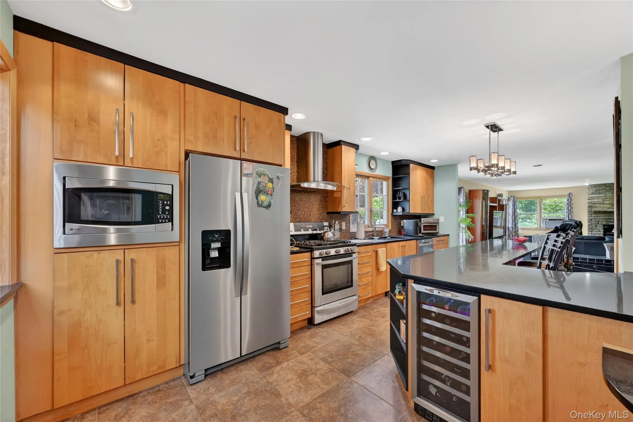 2 Grove Avenue, Warwick (town), NY, 5 Bedrooms Bedrooms, 8 Rooms Rooms,2 BathroomsBathrooms,Residential,For Rent,Grove,0,1004446 2 Grove Avenue, Warwick (town), NY, 5 Bedrooms Bedrooms, 8 Rooms Rooms,2 BathroomsBathrooms,Residential,For Rent,Grove,0,1004446