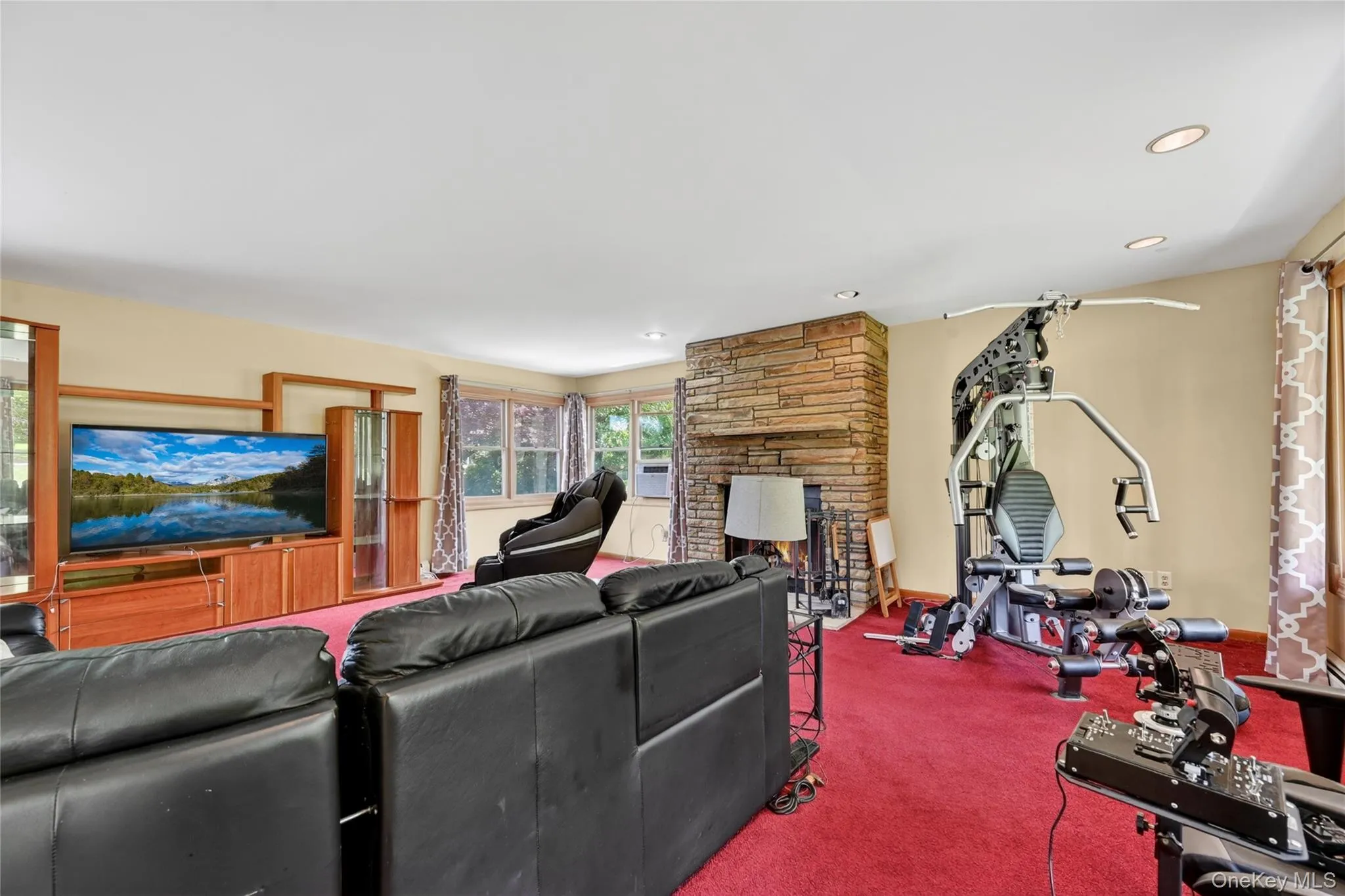 2 Grove Avenue, Warwick (town), NY, 5 Bedrooms Bedrooms, 8 Rooms Rooms,2 BathroomsBathrooms,Residential,For Rent,Grove,0,1004446 2 Grove Avenue, Warwick (town), NY, 5 Bedrooms Bedrooms, 8 Rooms Rooms,2 BathroomsBathrooms,Residential,For Rent,Grove,0,1004446