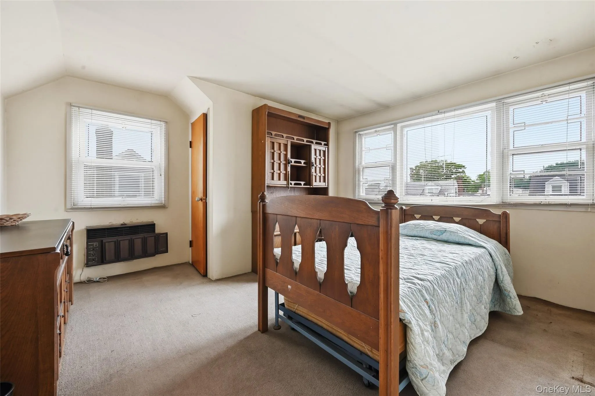 659 Diellen Lane, Hempstead, NY, 4 Bedrooms Bedrooms, 8 Rooms Rooms,2 BathroomsBathrooms,Residential,For Rent,Diellen,0,1004450 659 Diellen Lane, Hempstead, NY, 4 Bedrooms Bedrooms, 8 Rooms Rooms,2 BathroomsBathrooms,Residential,For Rent,Diellen,0,1004450