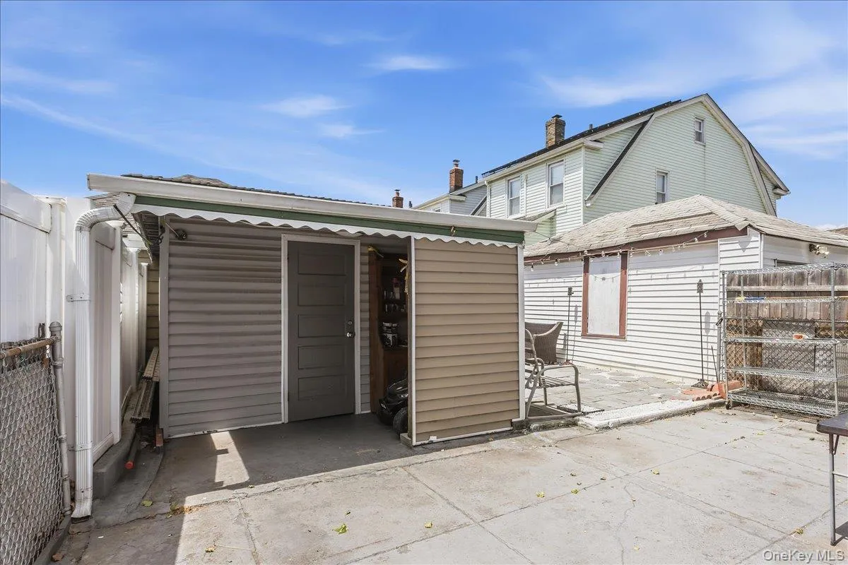 13008 Lefferts Boulevard, New York, NY, 3 Bedrooms Bedrooms, 8 Rooms Rooms,2 BathroomsBathrooms,Residential,For Rent,Lefferts,0,1004454 13008 Lefferts Boulevard, New York, NY, 3 Bedrooms Bedrooms, 8 Rooms Rooms,2 BathroomsBathrooms,Residential,For Rent,Lefferts,0,1004454