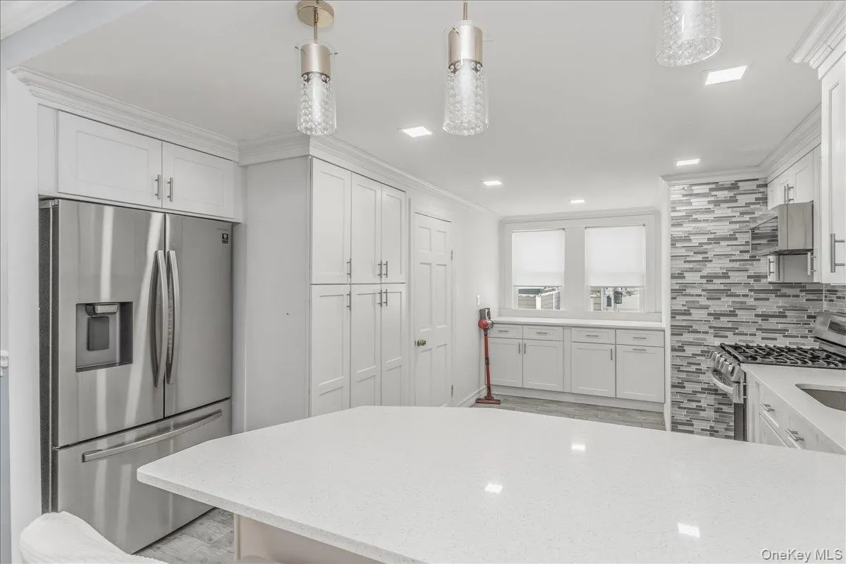 13008 Lefferts Boulevard, New York, NY, 3 Bedrooms Bedrooms, 8 Rooms Rooms,2 BathroomsBathrooms,Residential,For Rent,Lefferts,0,1004454 13008 Lefferts Boulevard, New York, NY, 3 Bedrooms Bedrooms, 8 Rooms Rooms,2 BathroomsBathrooms,Residential,For Rent,Lefferts,0,1004454