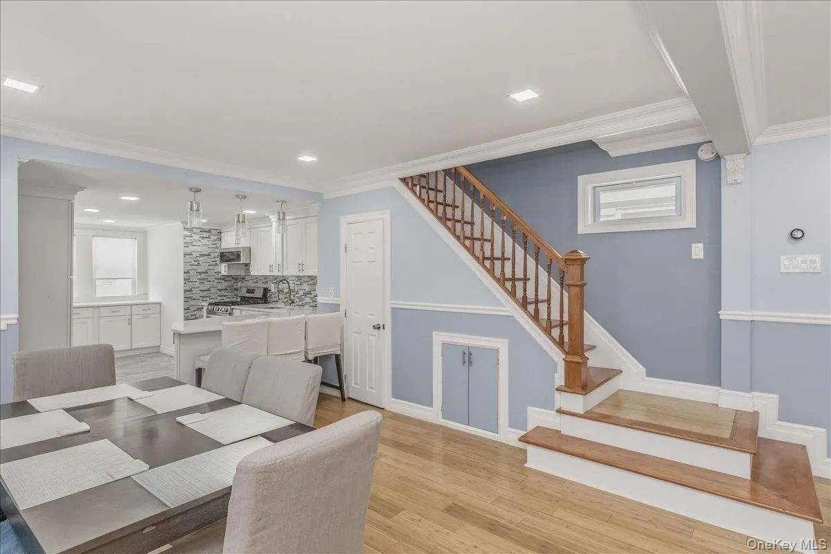 13008 Lefferts Boulevard, New York, NY, 3 Bedrooms Bedrooms, 8 Rooms Rooms,2 BathroomsBathrooms,Residential,For Rent,Lefferts,0,1004454 13008 Lefferts Boulevard, New York, NY, 3 Bedrooms Bedrooms, 8 Rooms Rooms,2 BathroomsBathrooms,Residential,For Rent,Lefferts,0,1004454