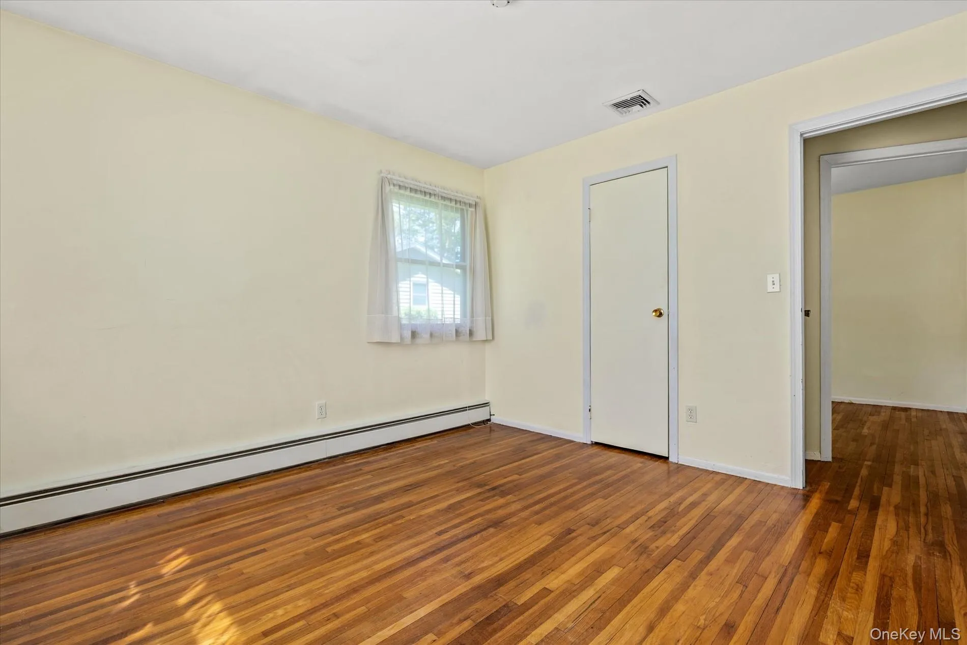 15 Quist Lane, Smithtown, NY, 3 Bedrooms Bedrooms, 9 Rooms Rooms,2 BathroomsBathrooms,Residential,For Rent,Quist,0,1004461 15 Quist Lane, Smithtown, NY, 3 Bedrooms Bedrooms, 9 Rooms Rooms,2 BathroomsBathrooms,Residential,For Rent,Quist,0,1004461